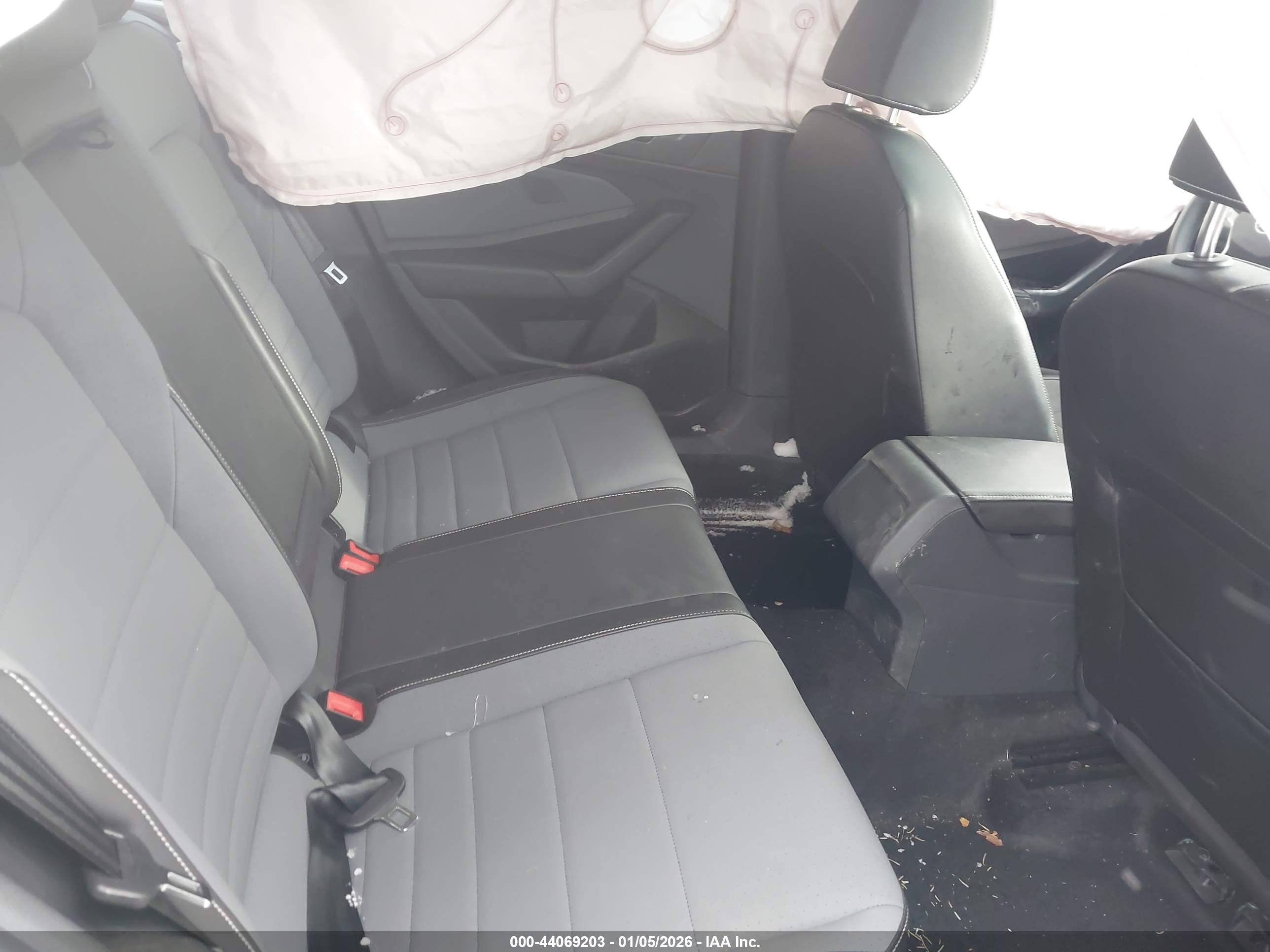 VOLKSWAGEN JETTA image 8