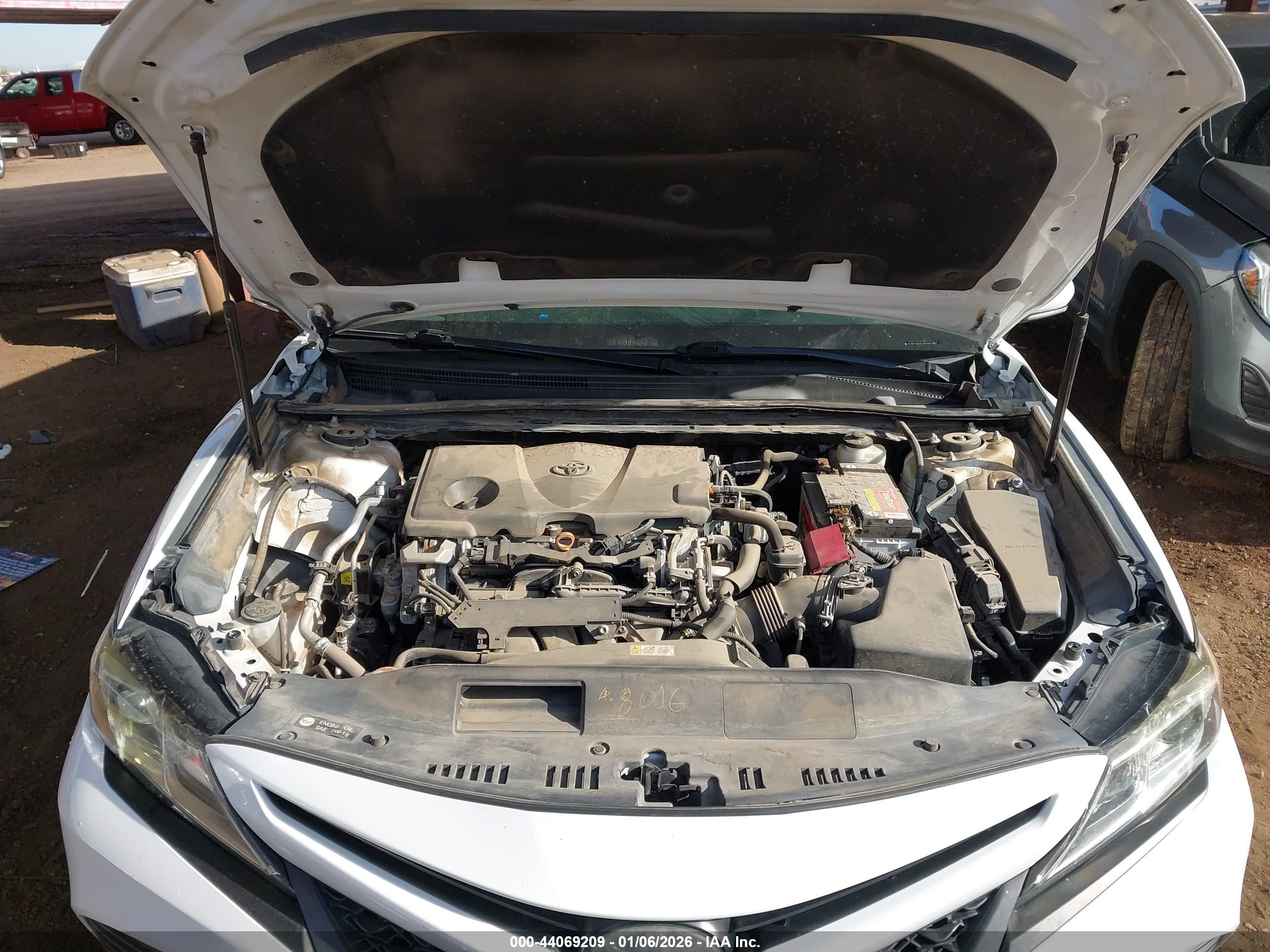 TOYOTA CAMRY image 10