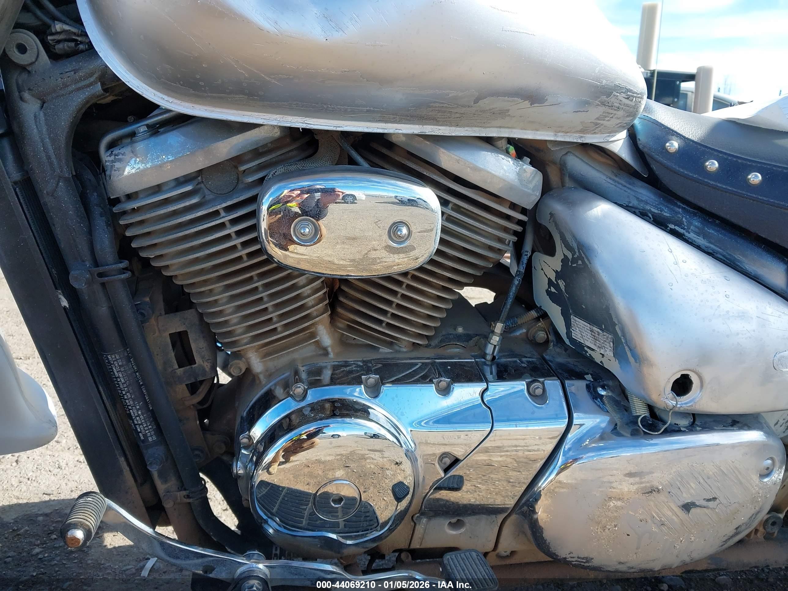SUZUKI VL800 image 8