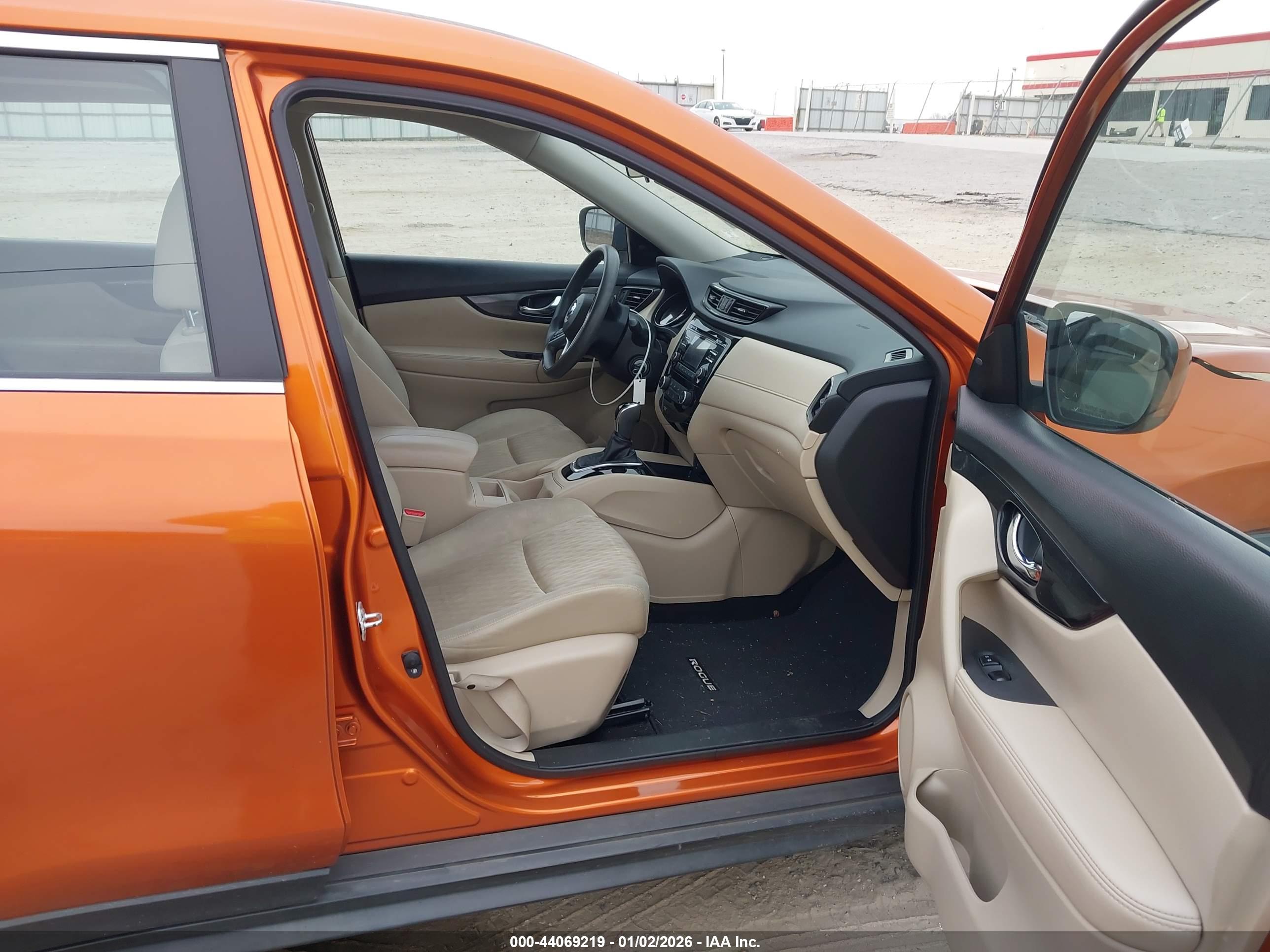 NISSAN ROGUE image 5