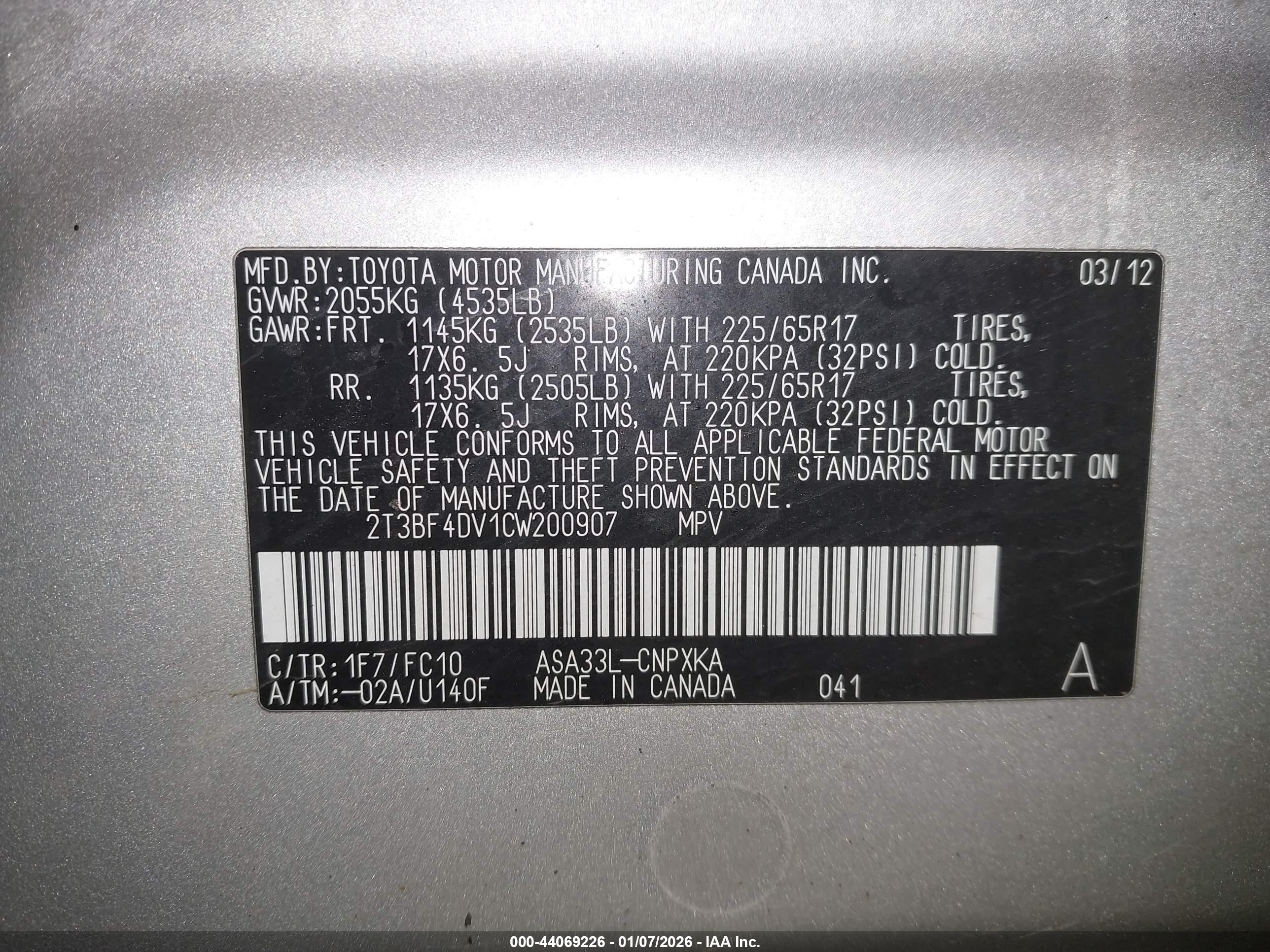 TOYOTA RAV4 image 9