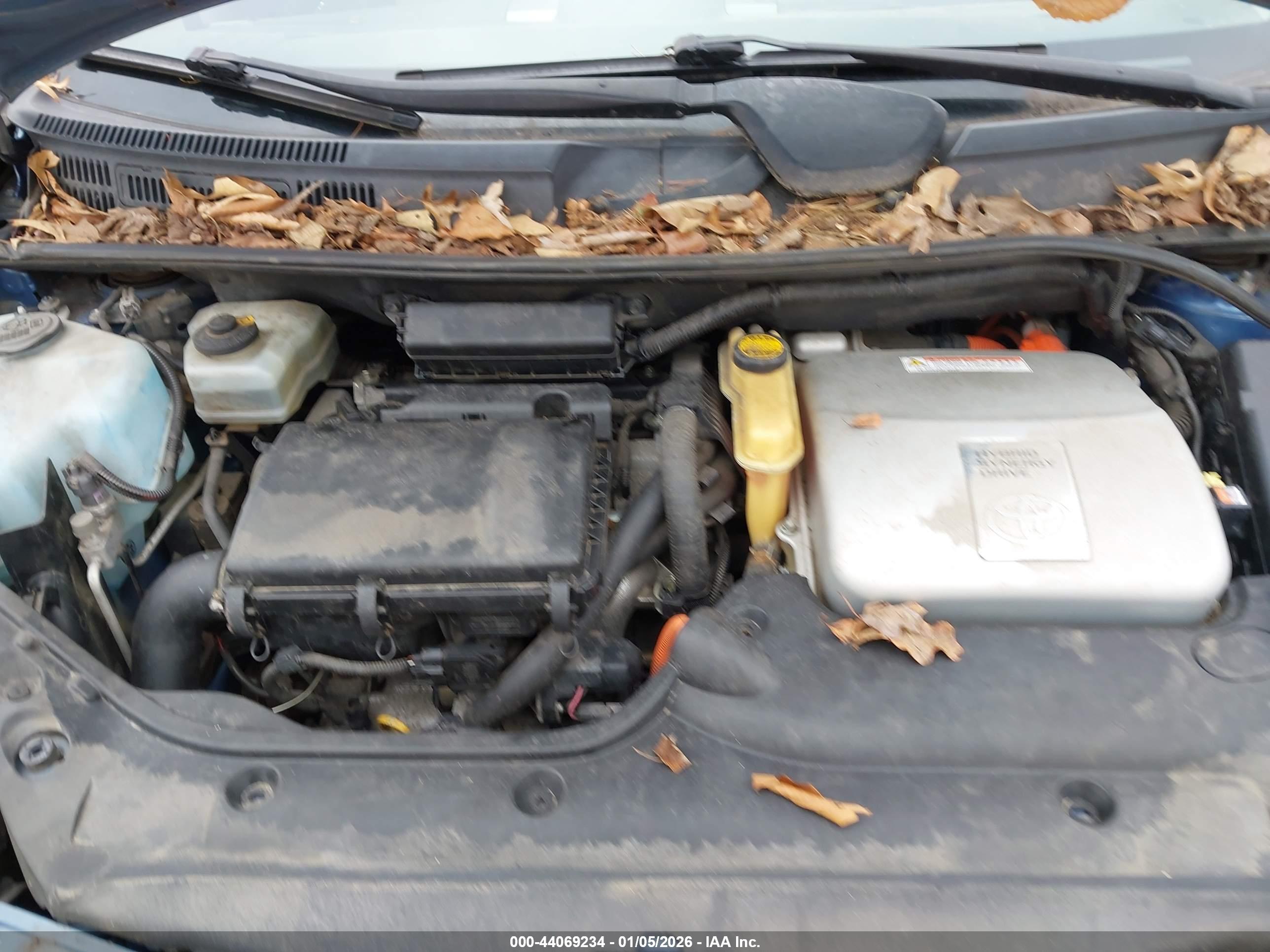 TOYOTA PRIUS image 10