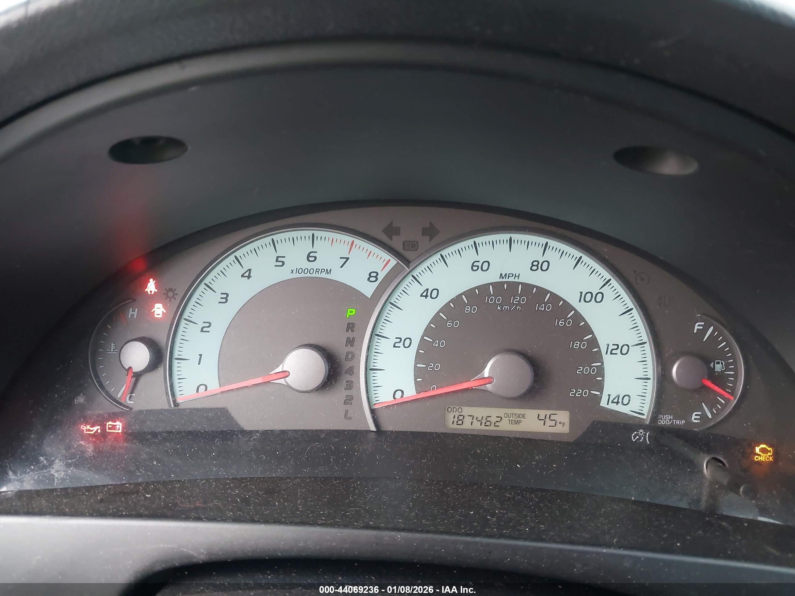TOYOTA CAMRY image 7