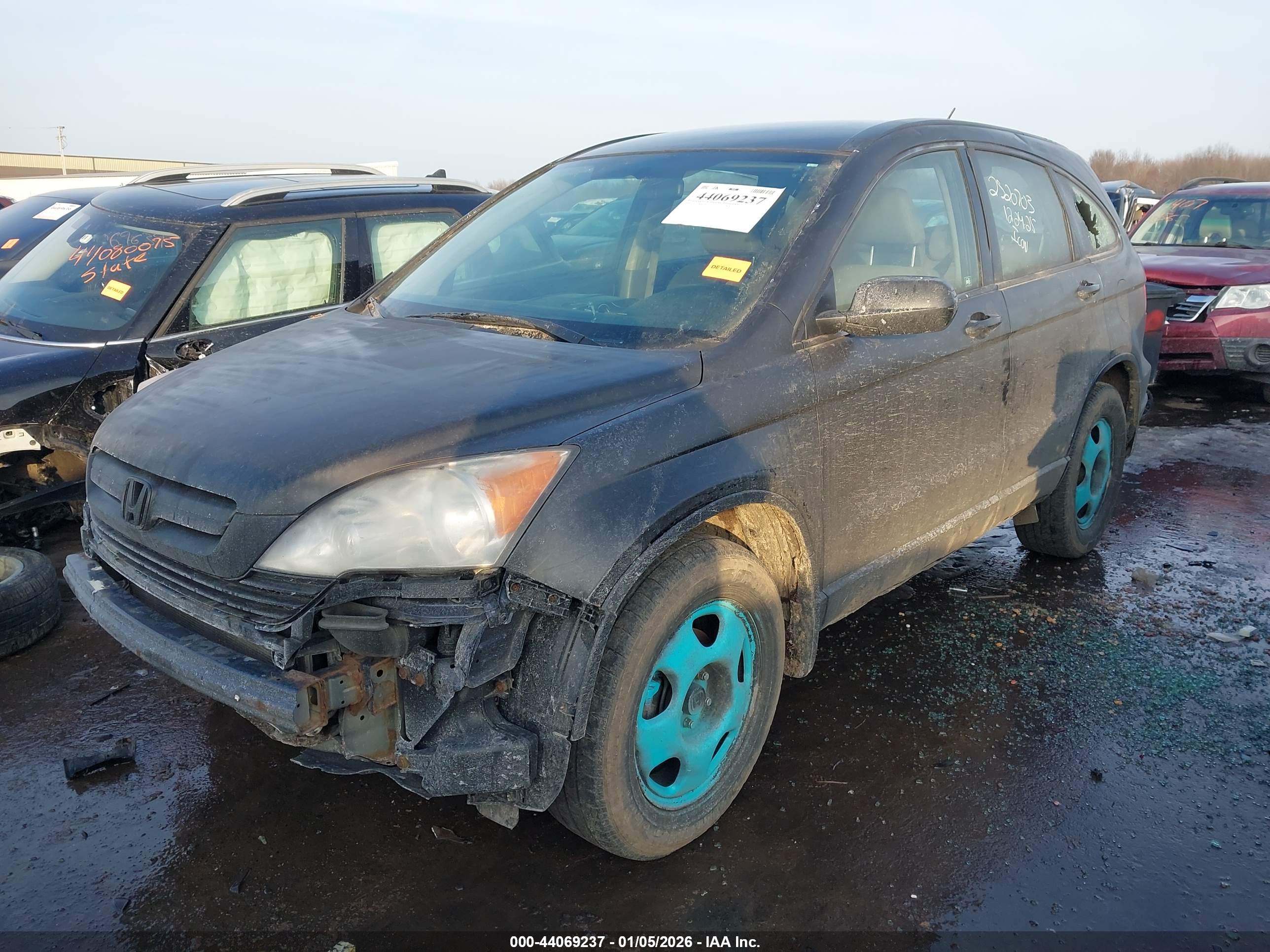 HONDA CR-V image 2