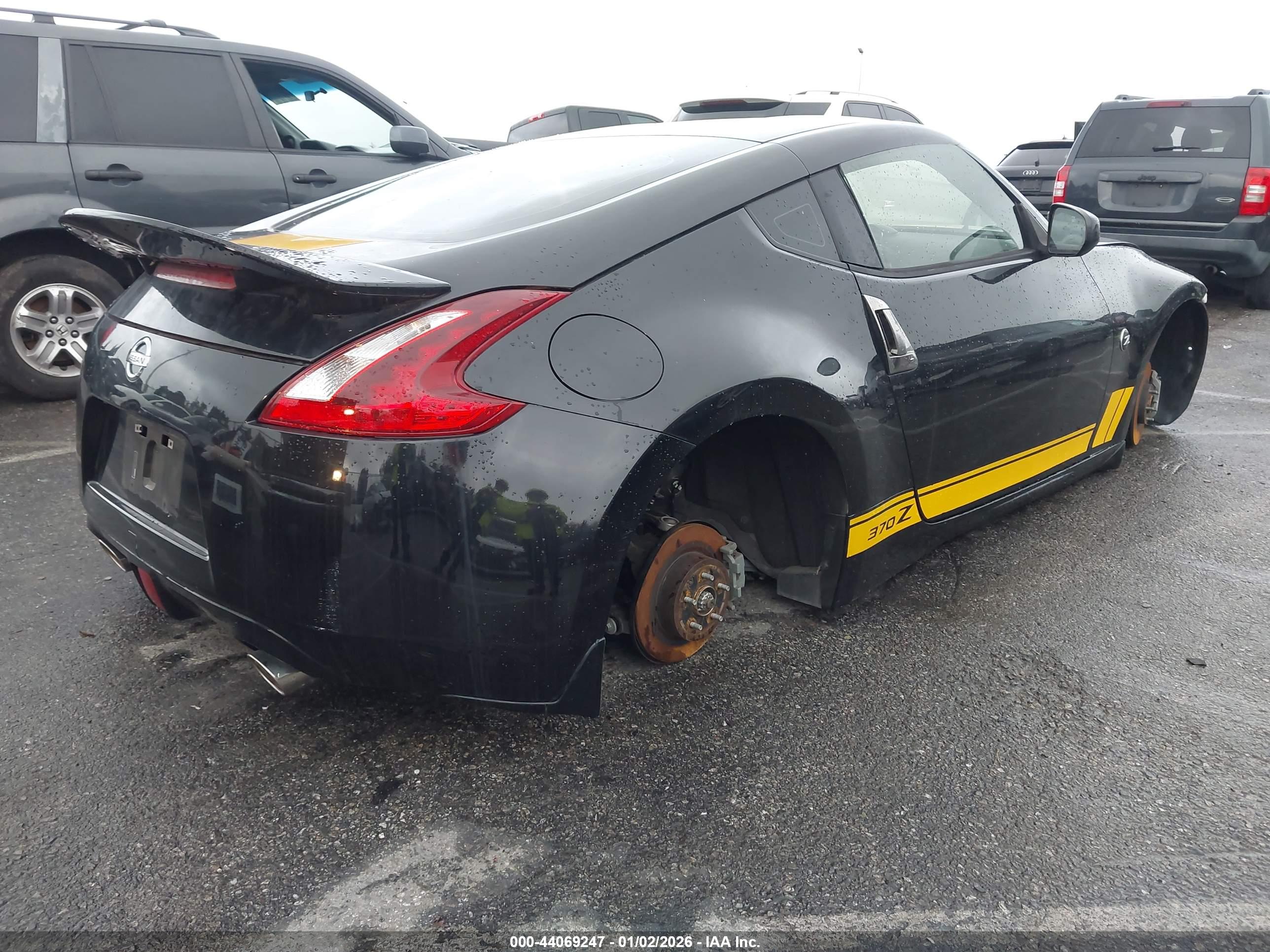 NISSAN 370Z image 4