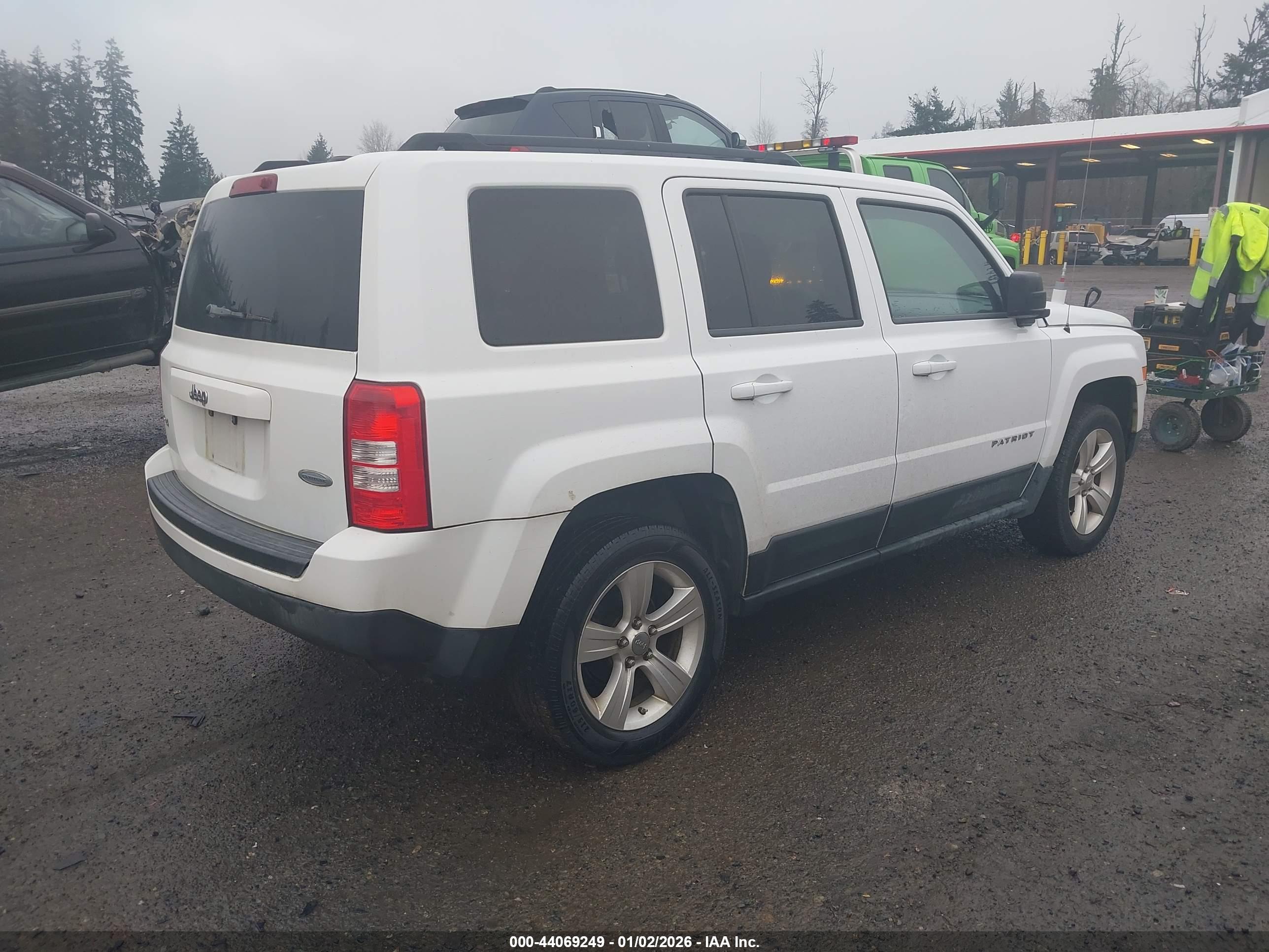 JEEP PATRIOT image 4