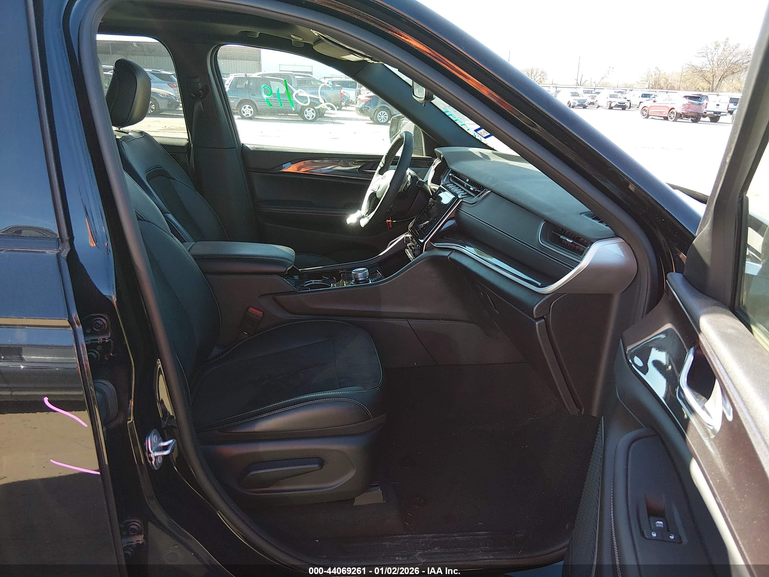 JEEP GRAND image 5