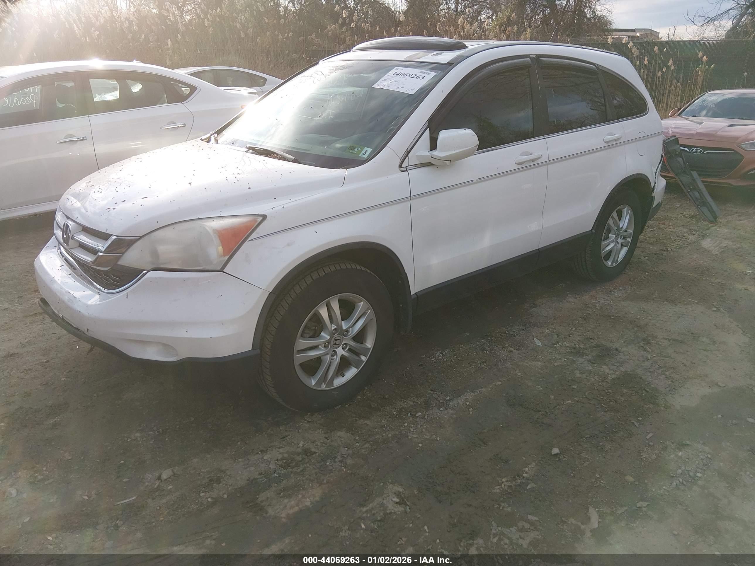 HONDA CR-V image 2