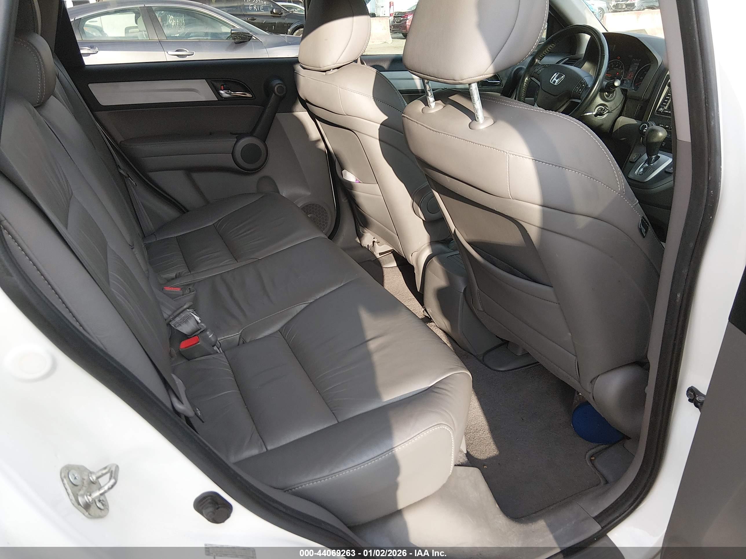 HONDA CR-V image 8