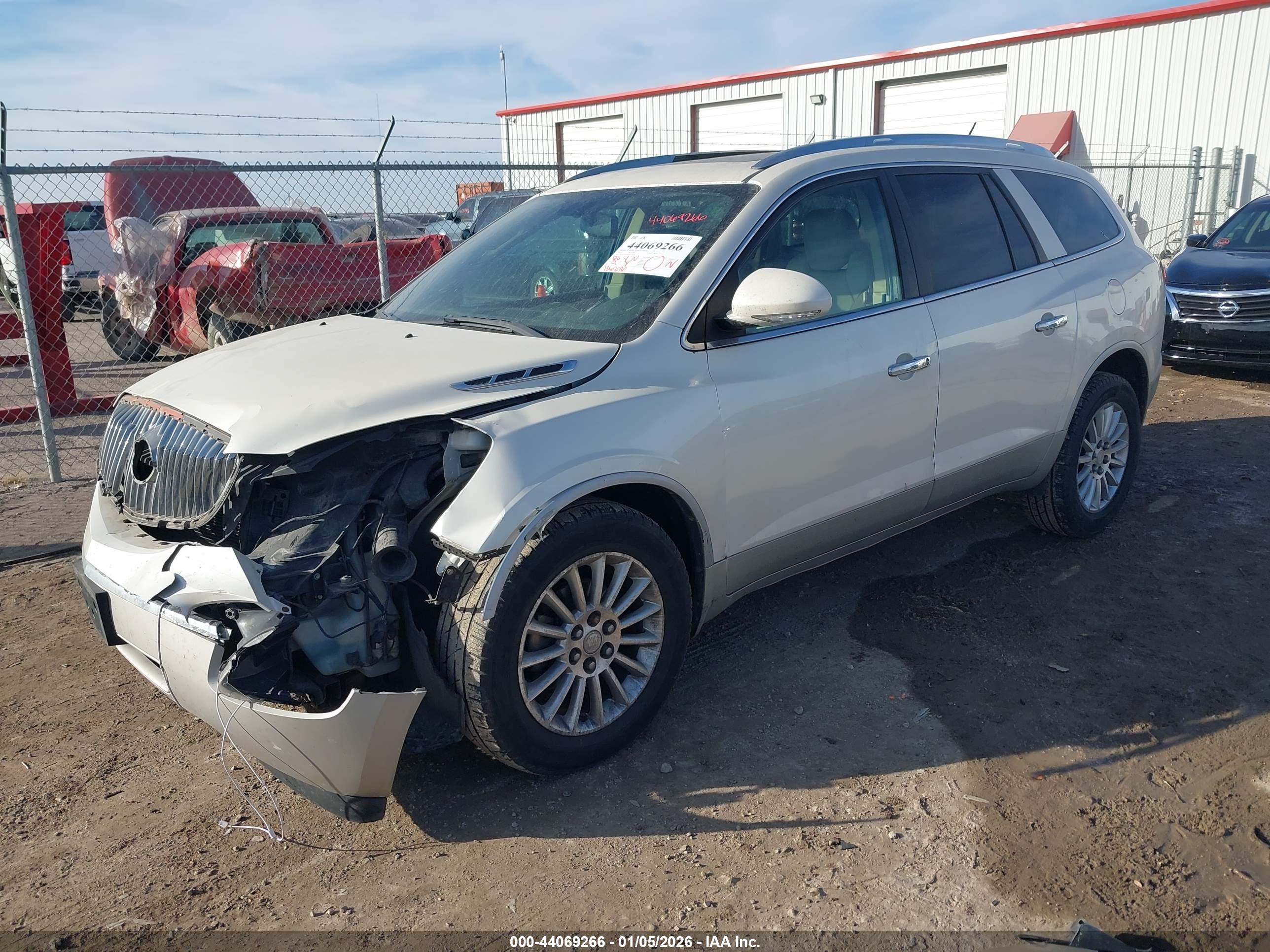 BUICK ENCLAVE image 2