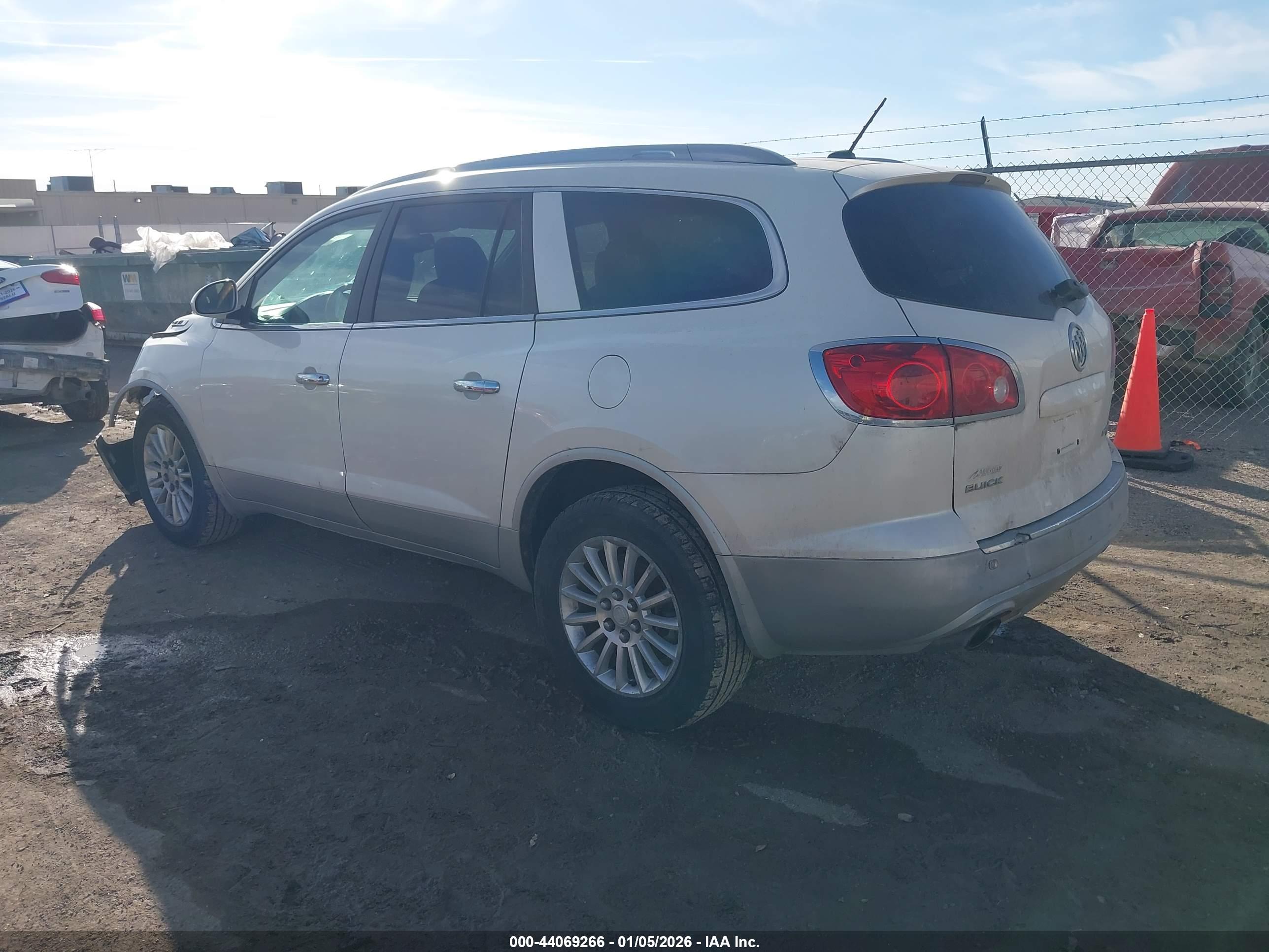 BUICK ENCLAVE image 3