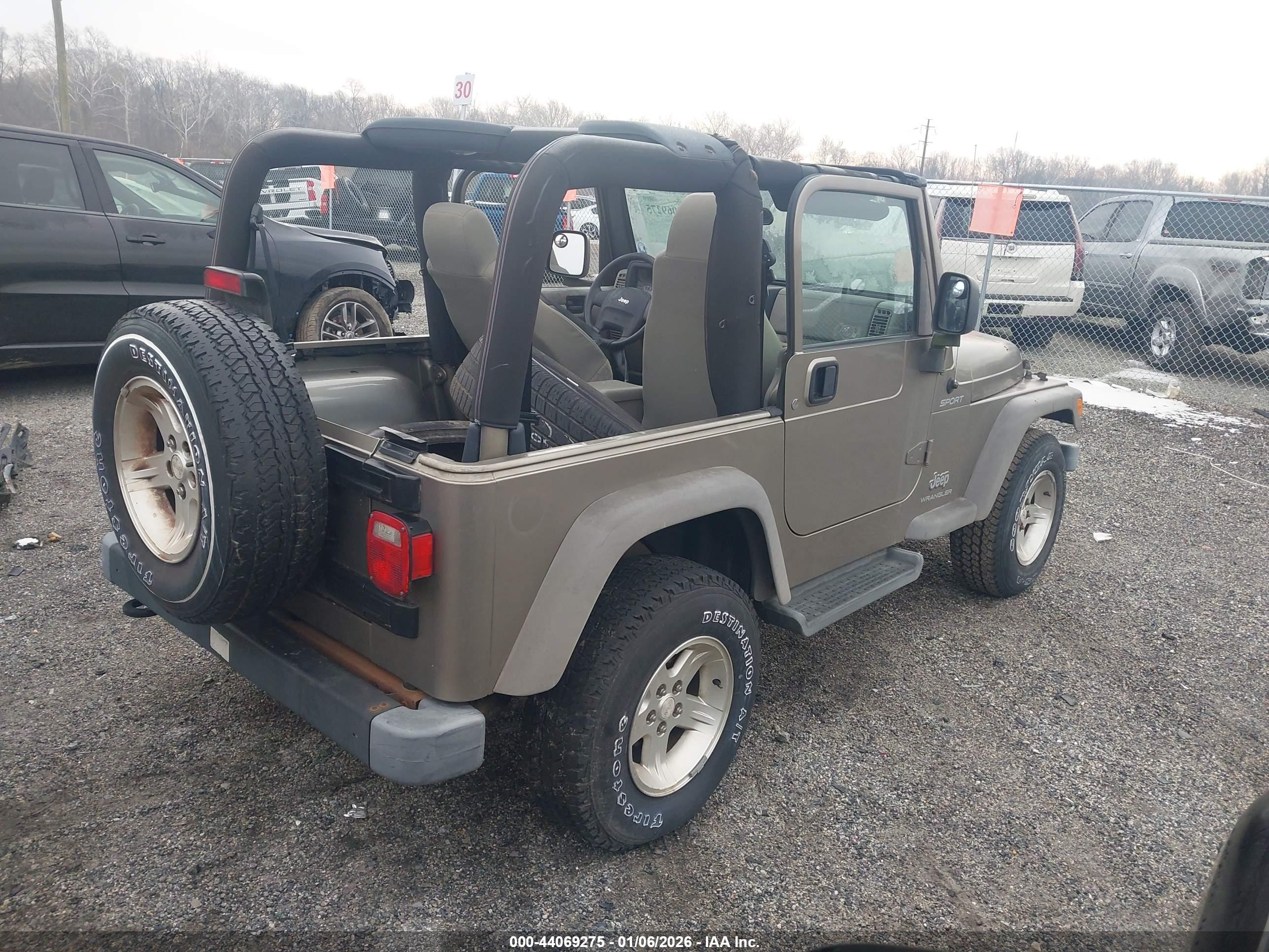 JEEP WRANGLER image 4