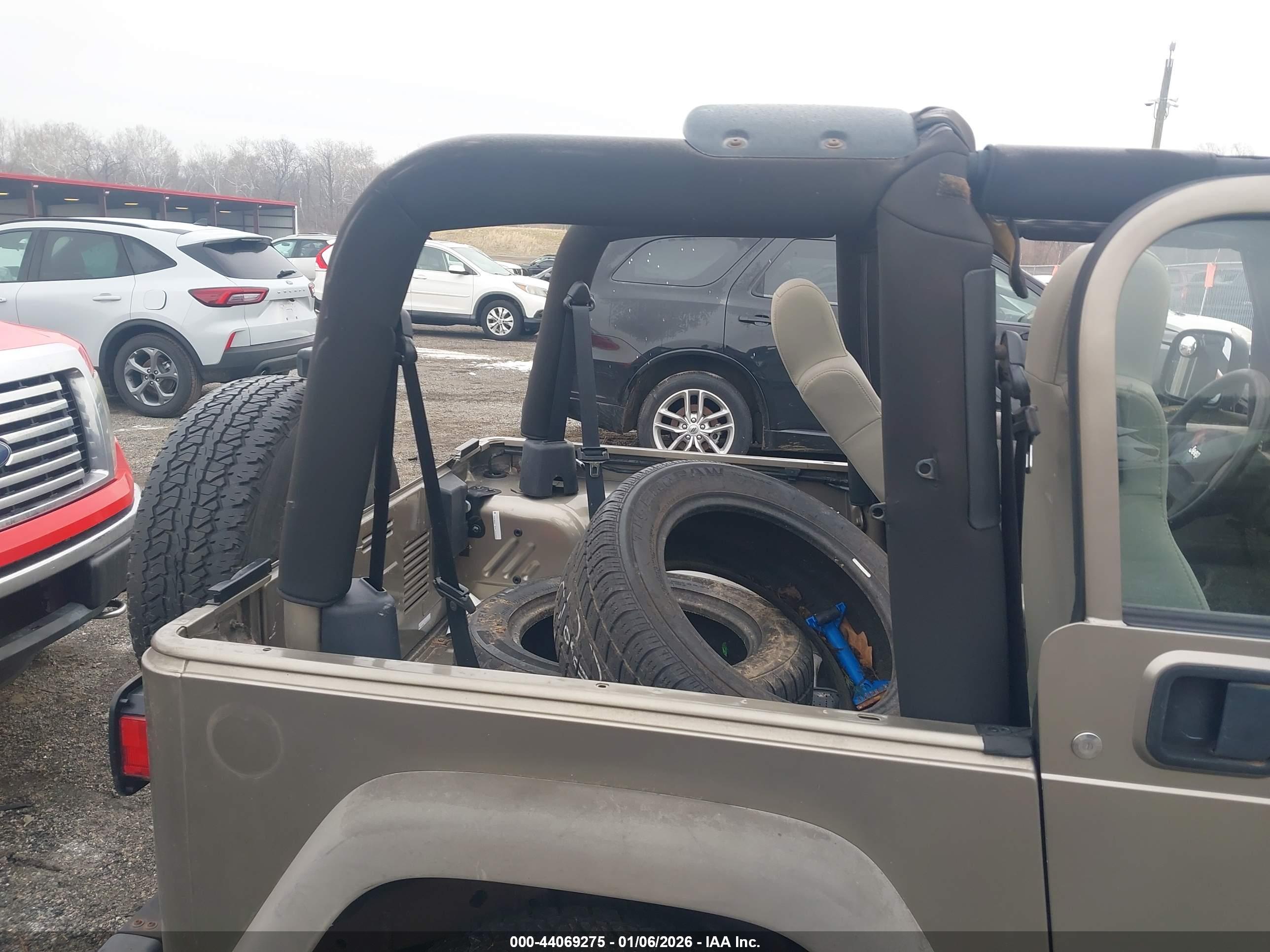 JEEP WRANGLER image 8