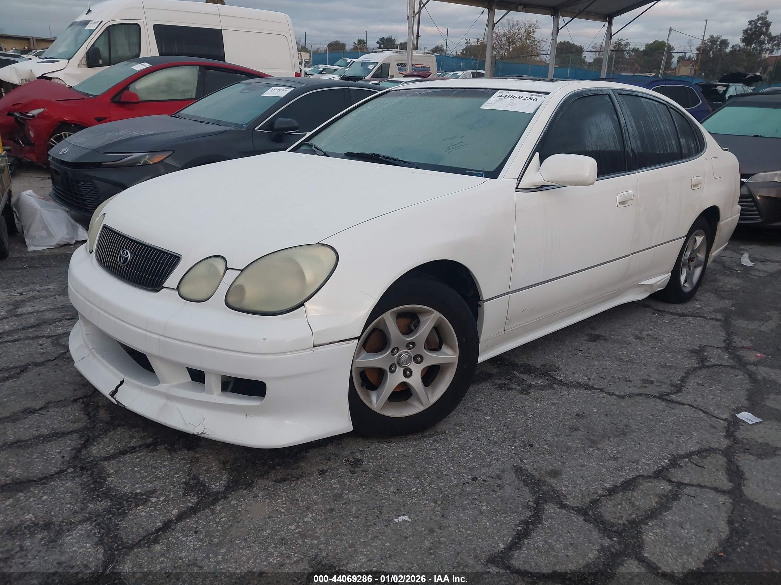 LEXUS GS image 2
