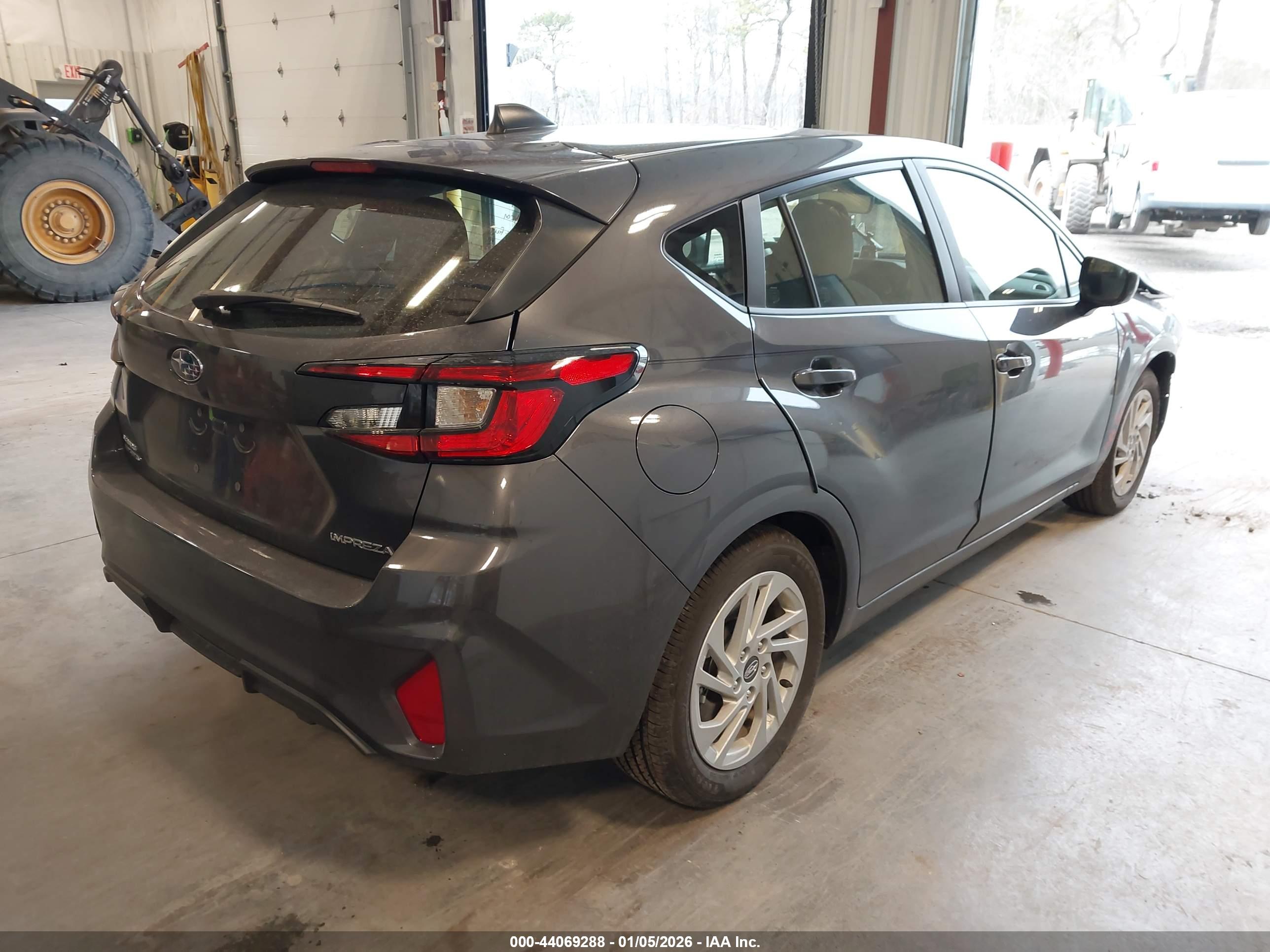 SUBARU IMPREZA image 4
