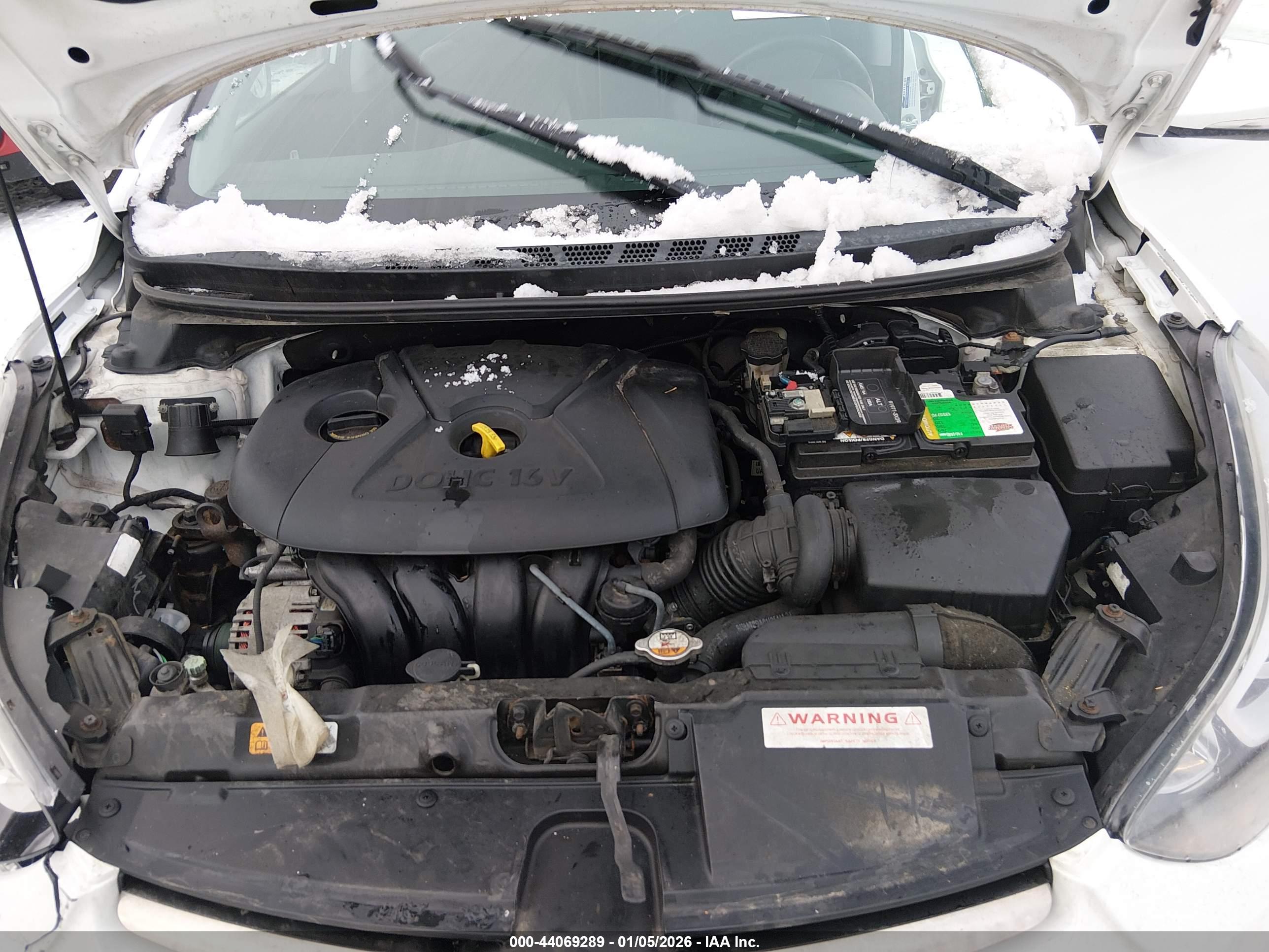 HYUNDAI ELANTRA image 10