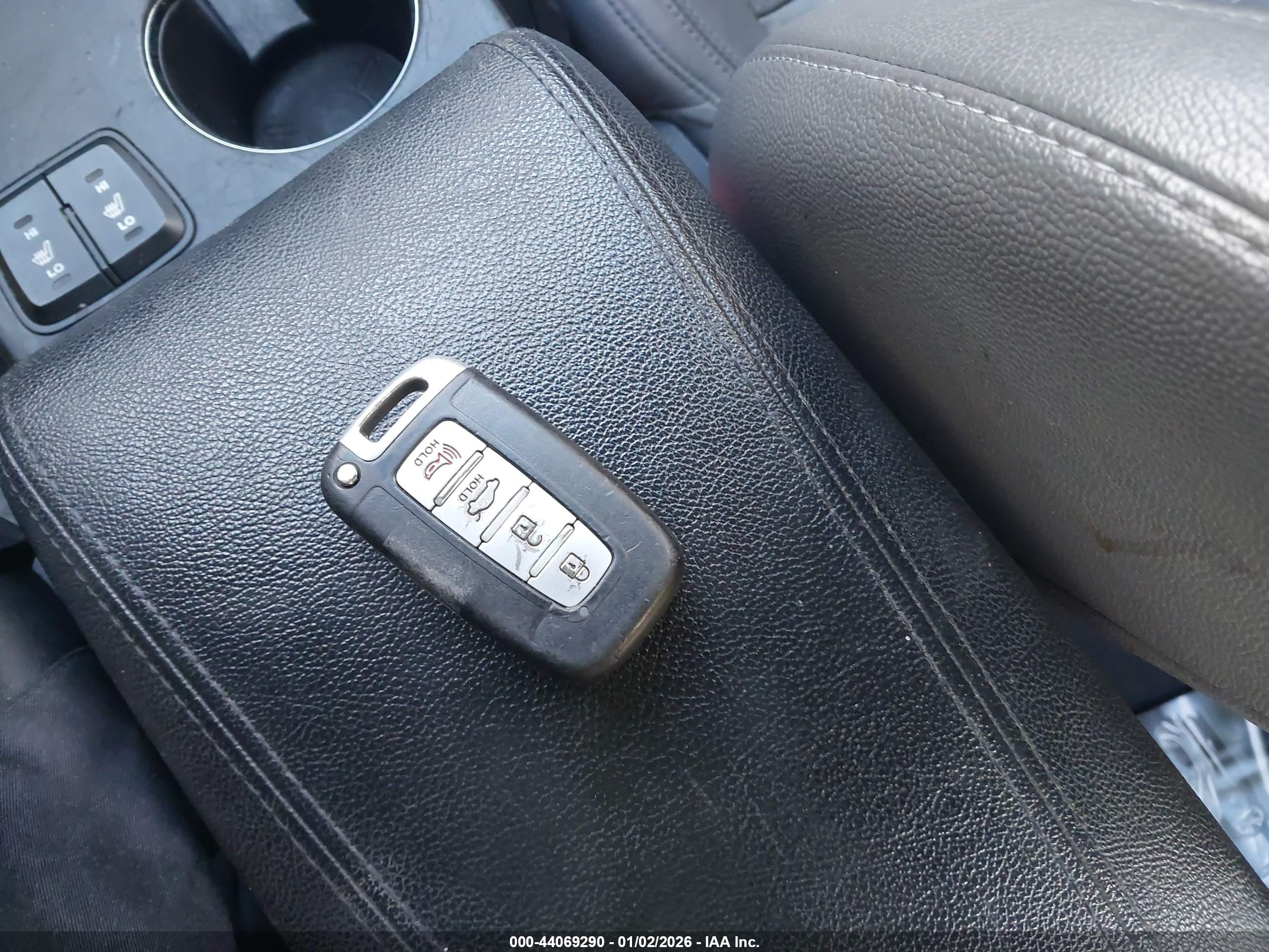 HYUNDAI SONATA image 11