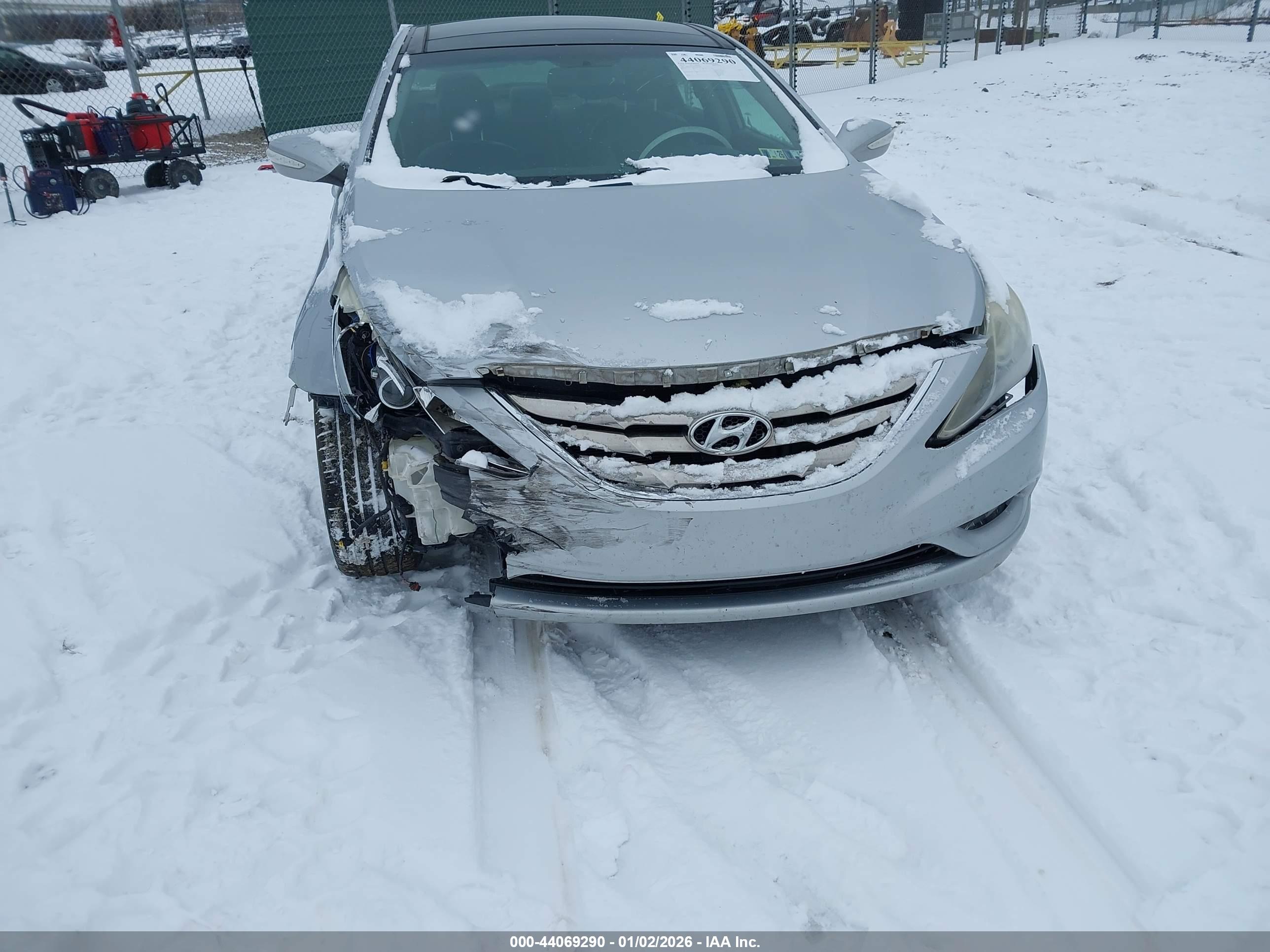 HYUNDAI SONATA image 6