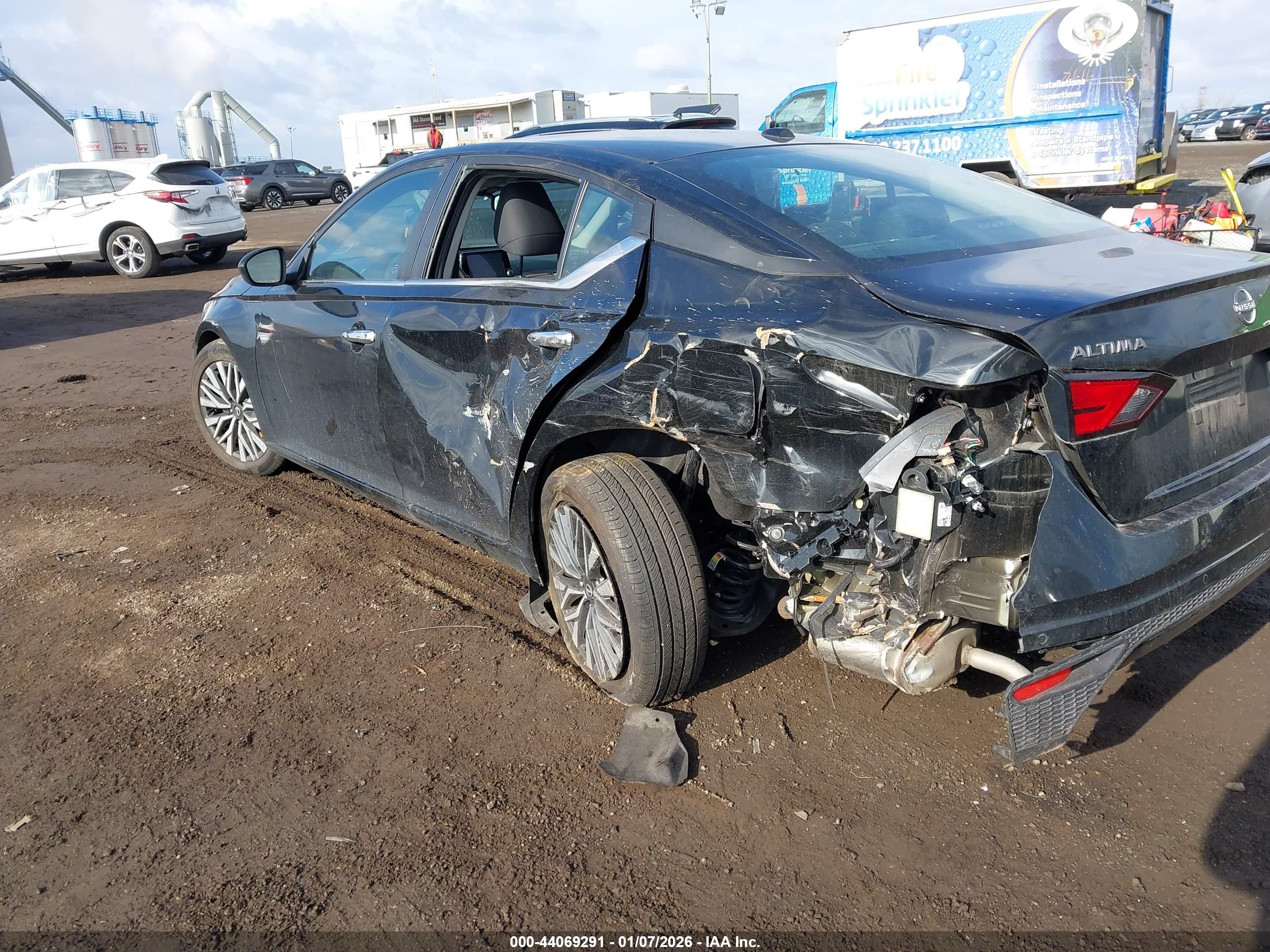 NISSAN ALTIMA image 6