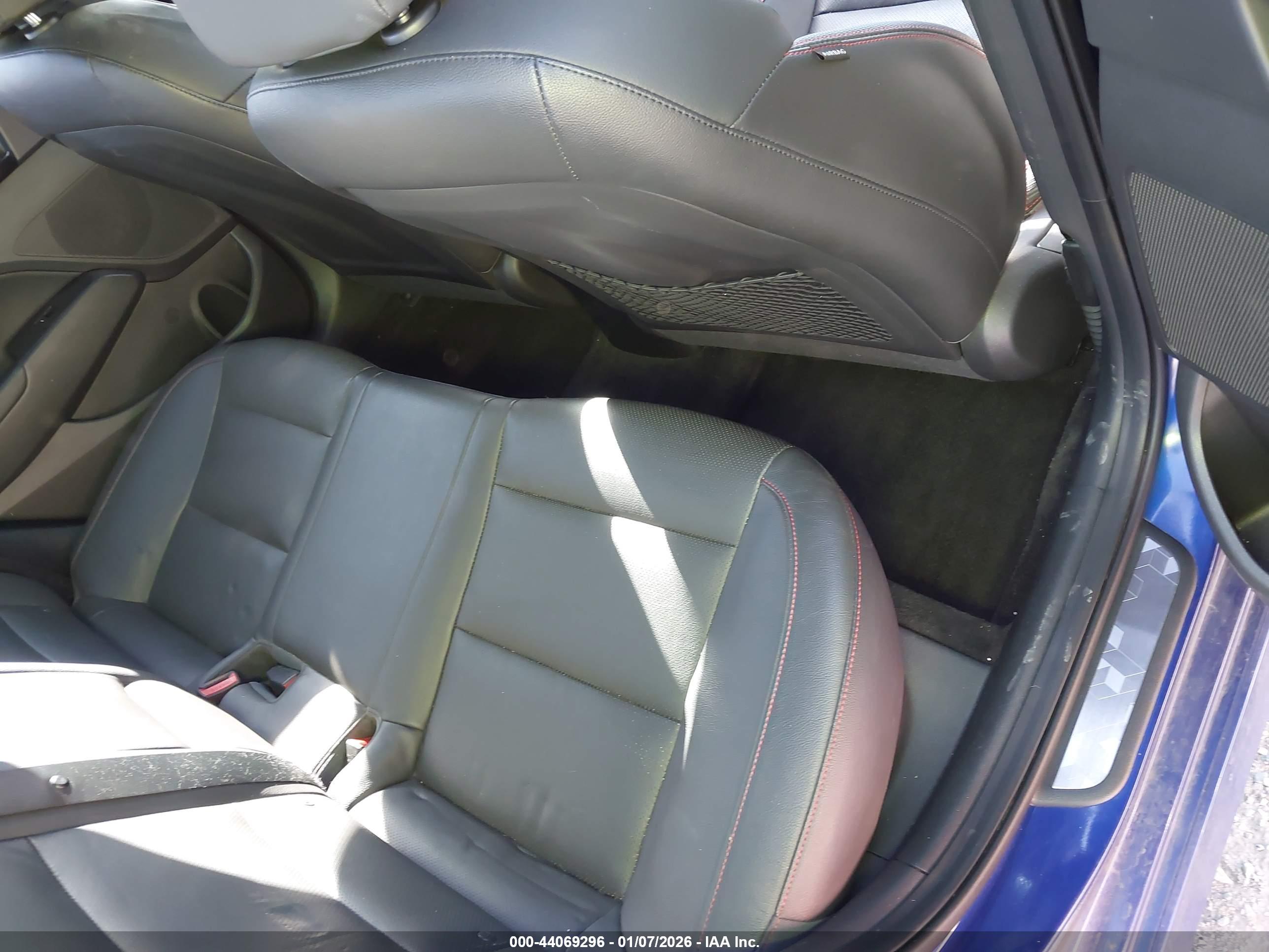 HYUNDAI ELANTRA image 8