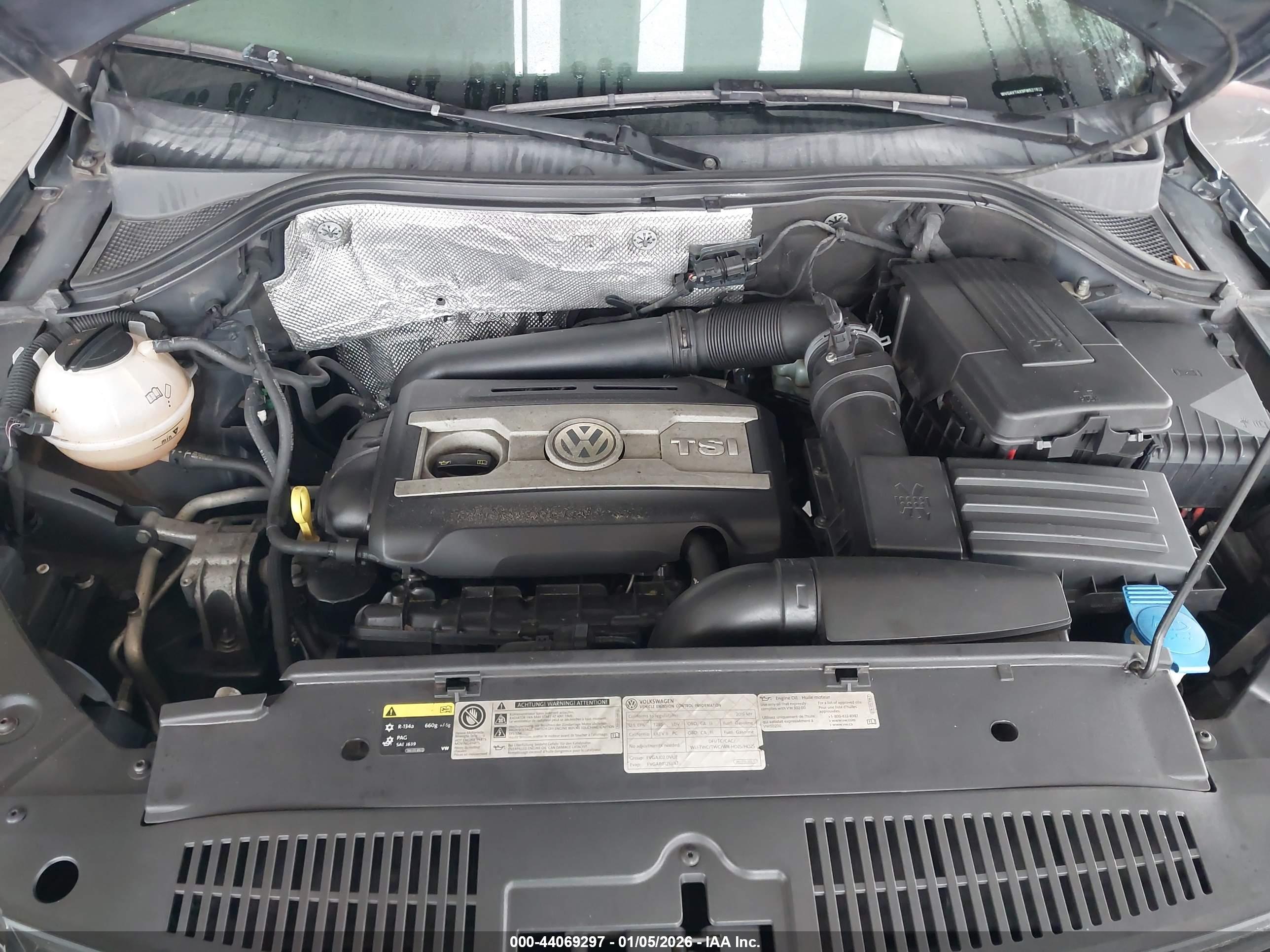 VOLKSWAGEN TIGUAN image 10