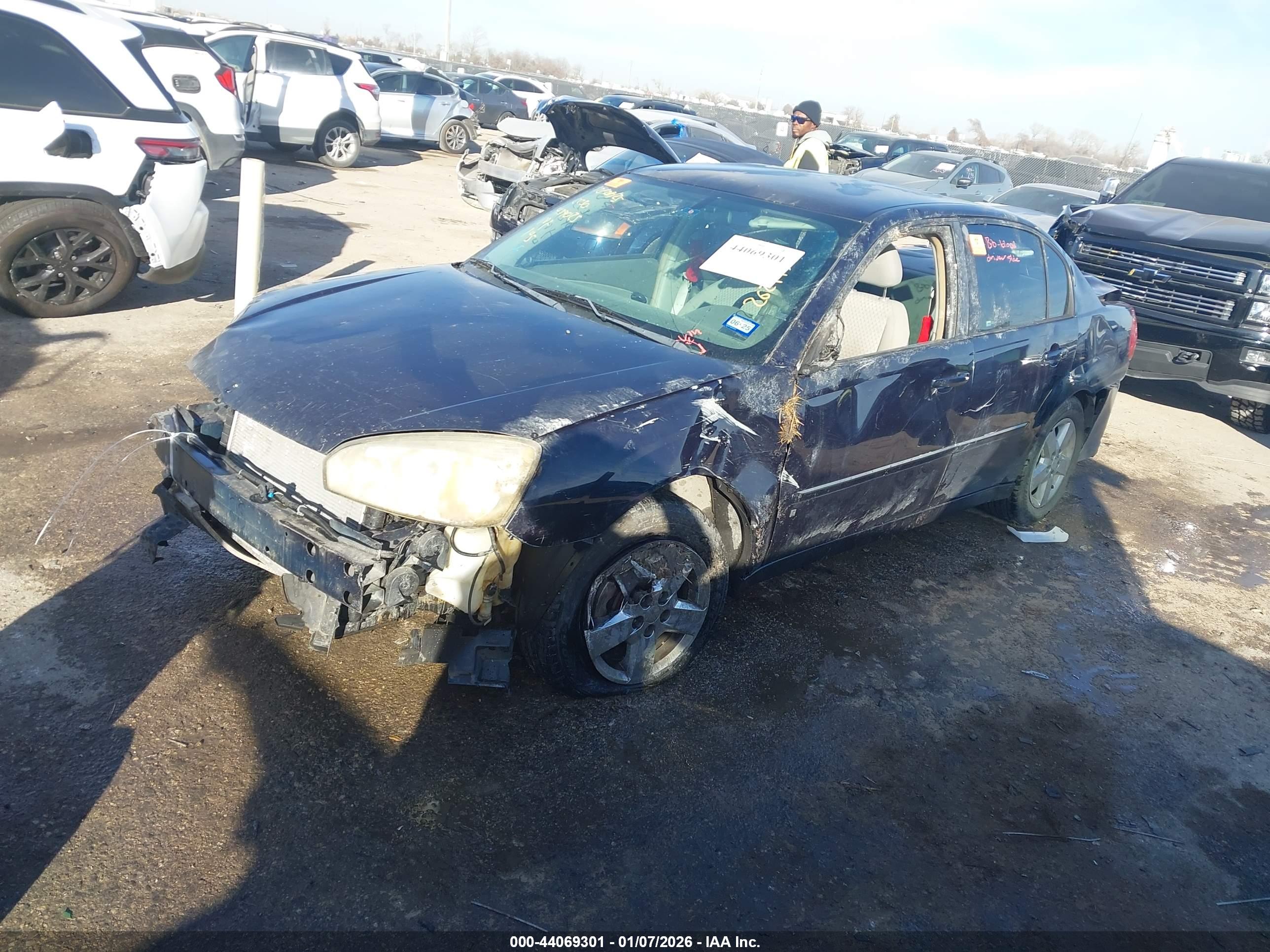 CHEVROLET MALIBU image 2