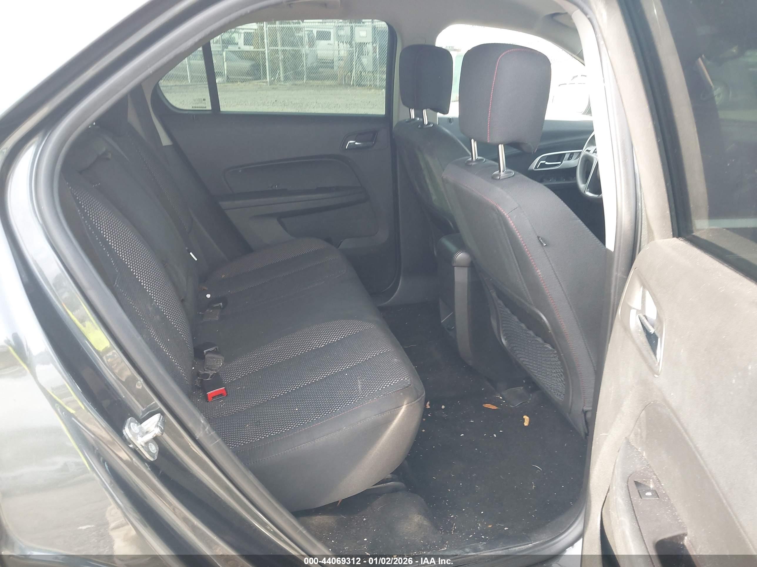 CHEVROLET EQUINOX image 8