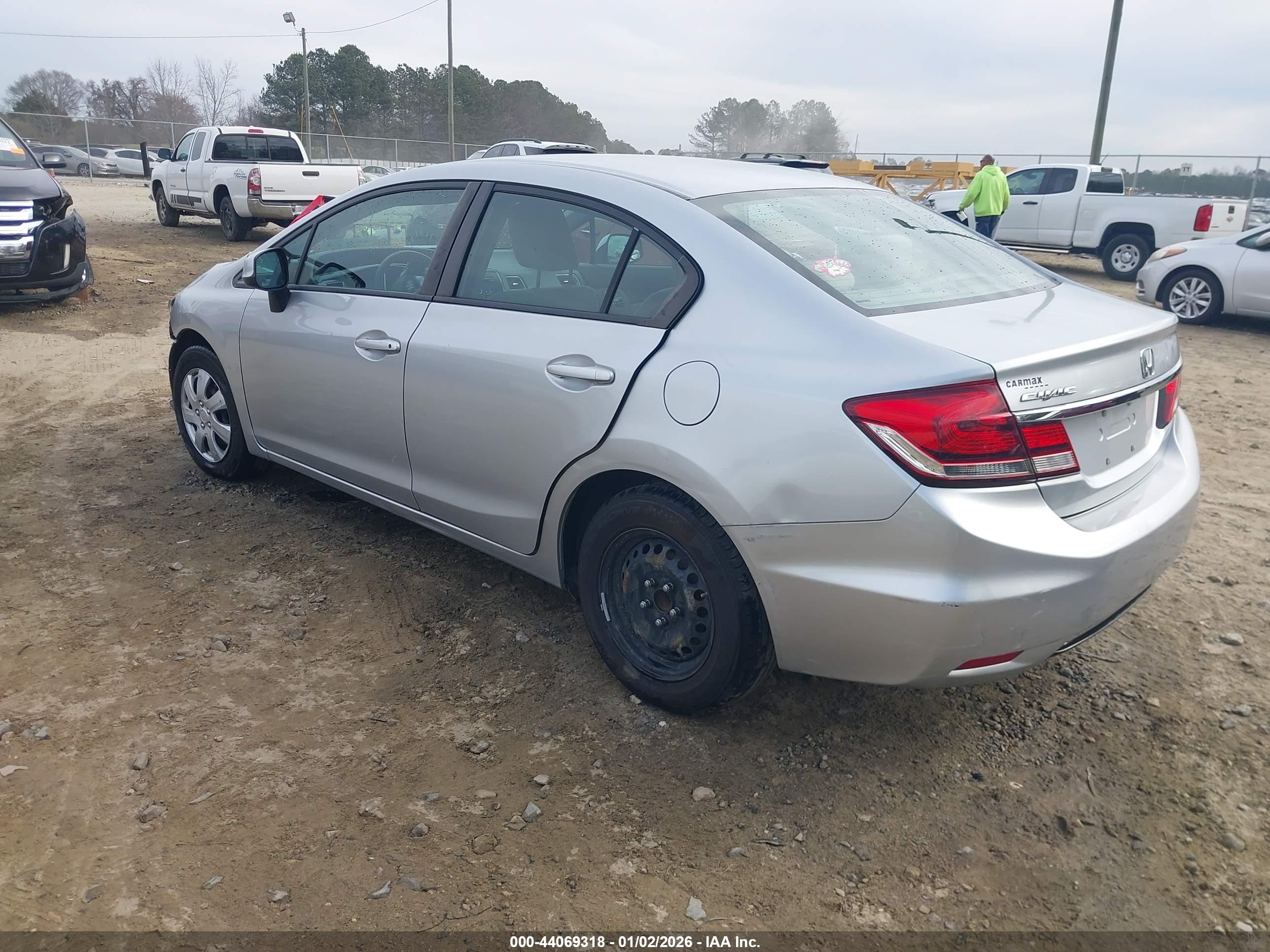 HONDA CIVIC image 3