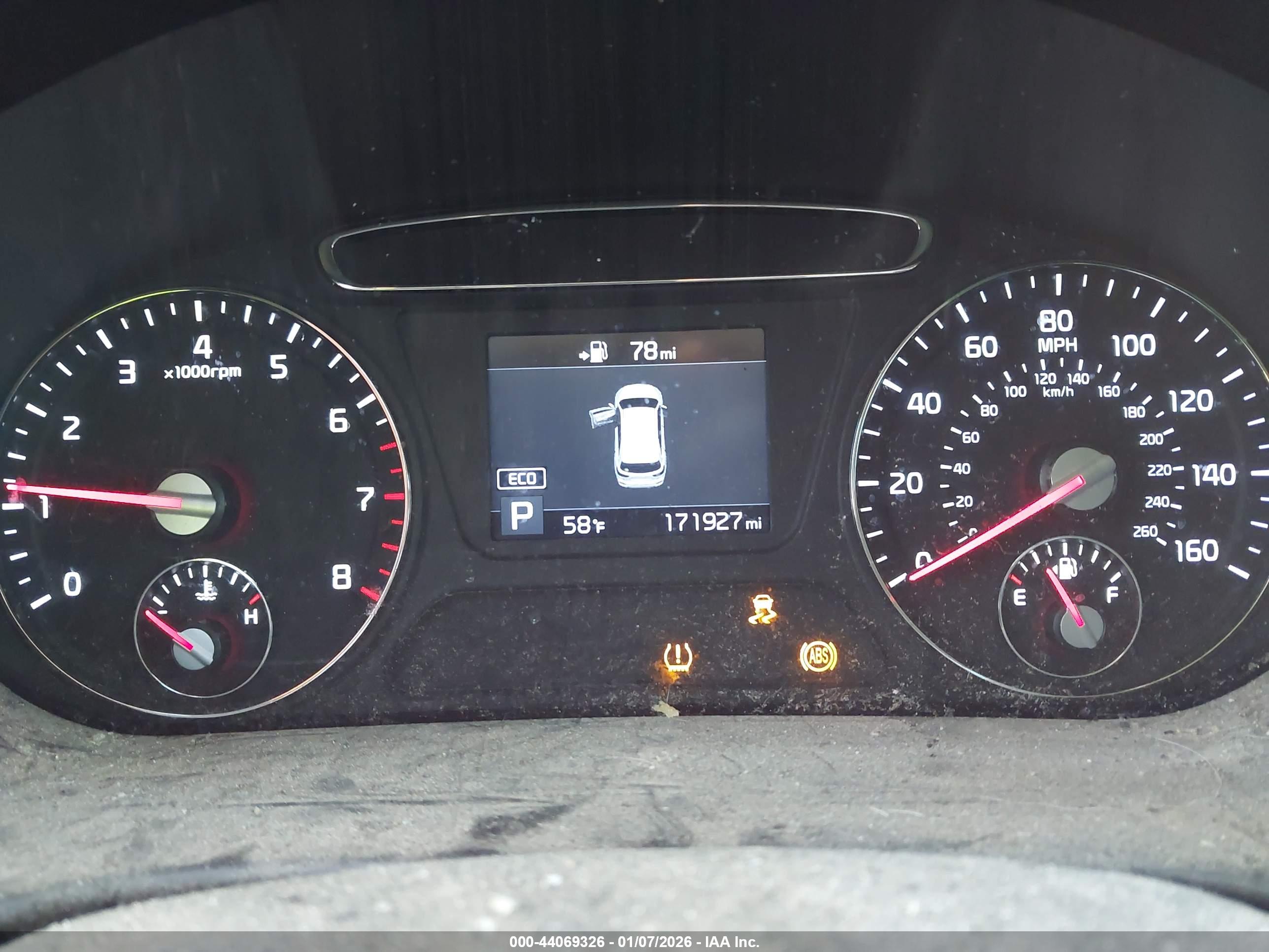 KIA SORENTO image 7