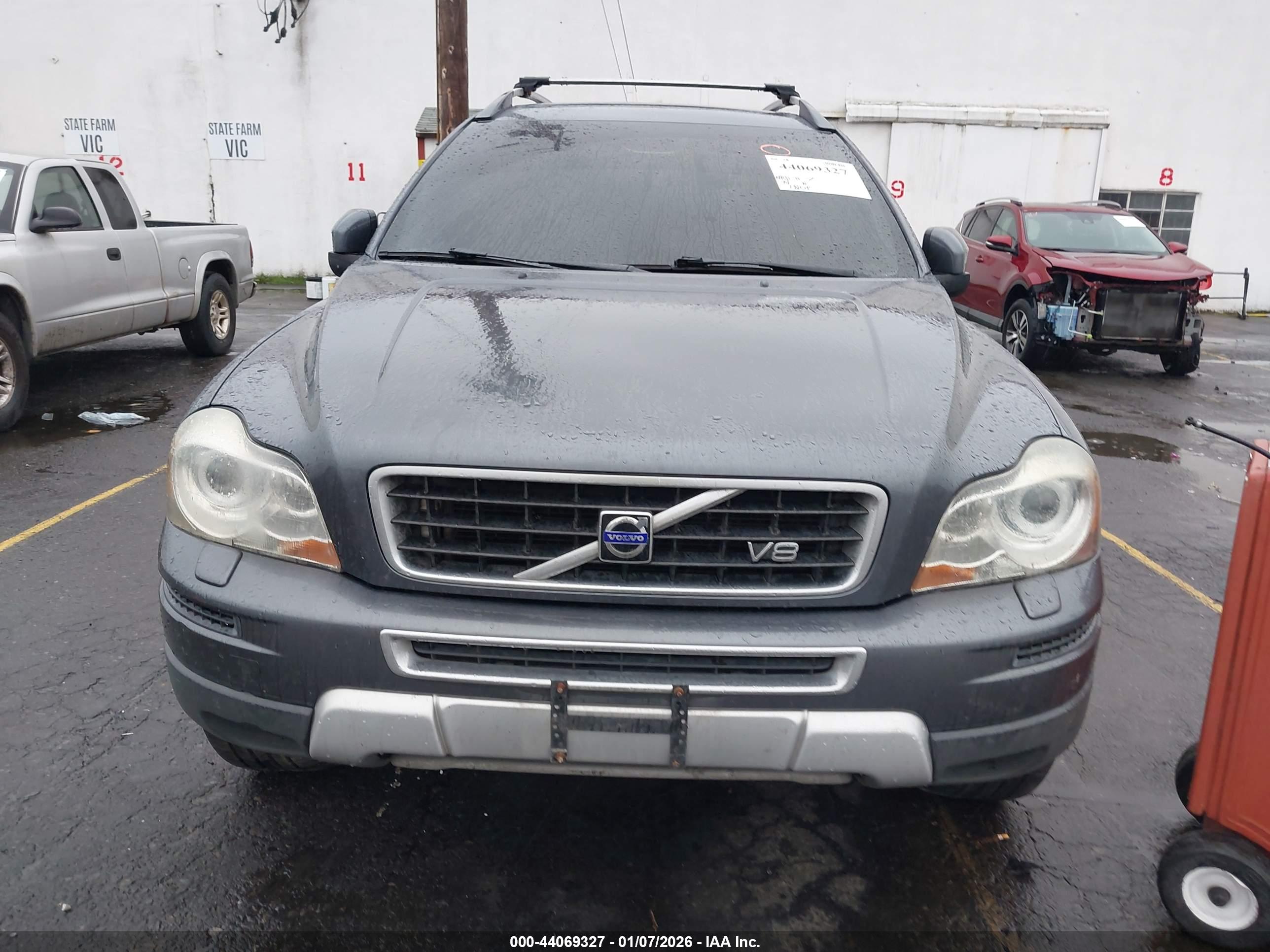 VOLVO XC90 image 6