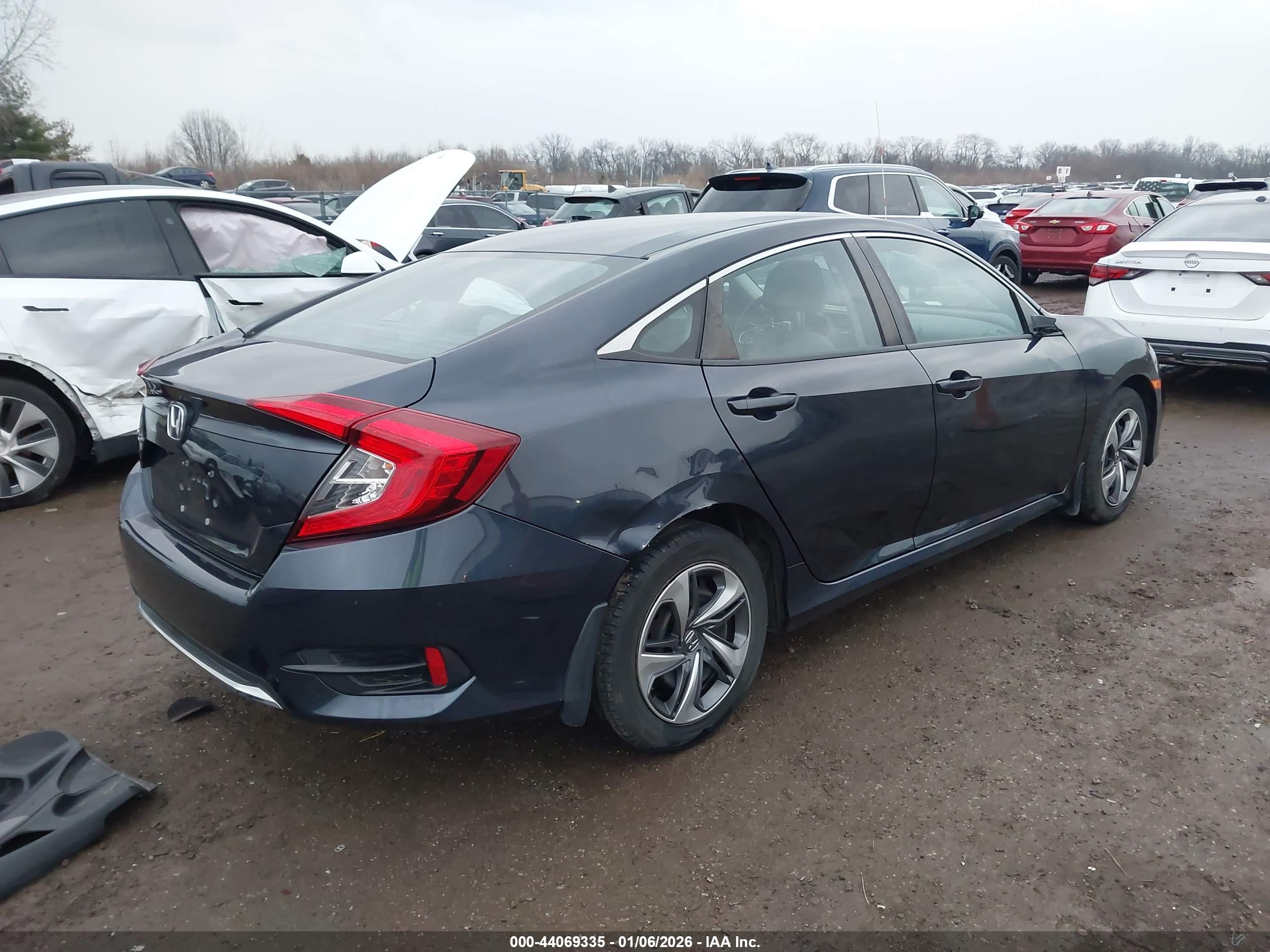 HONDA CIVIC image 4