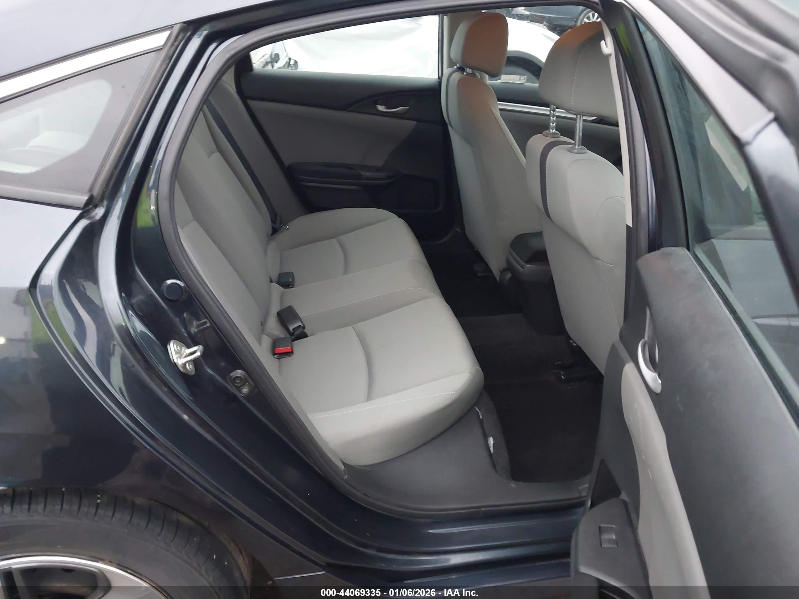 HONDA CIVIC image 8