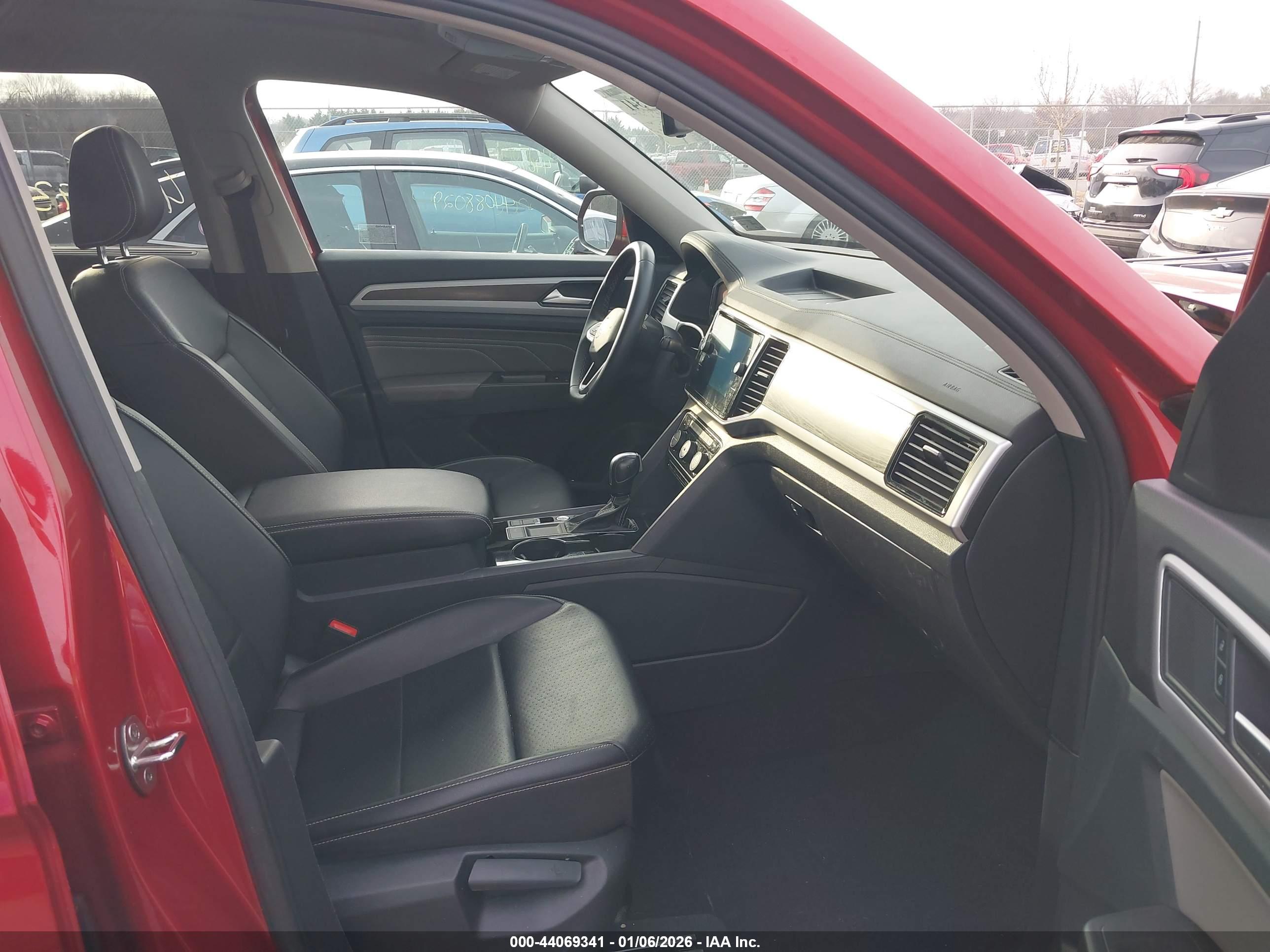 VOLKSWAGEN ATLAS image 5