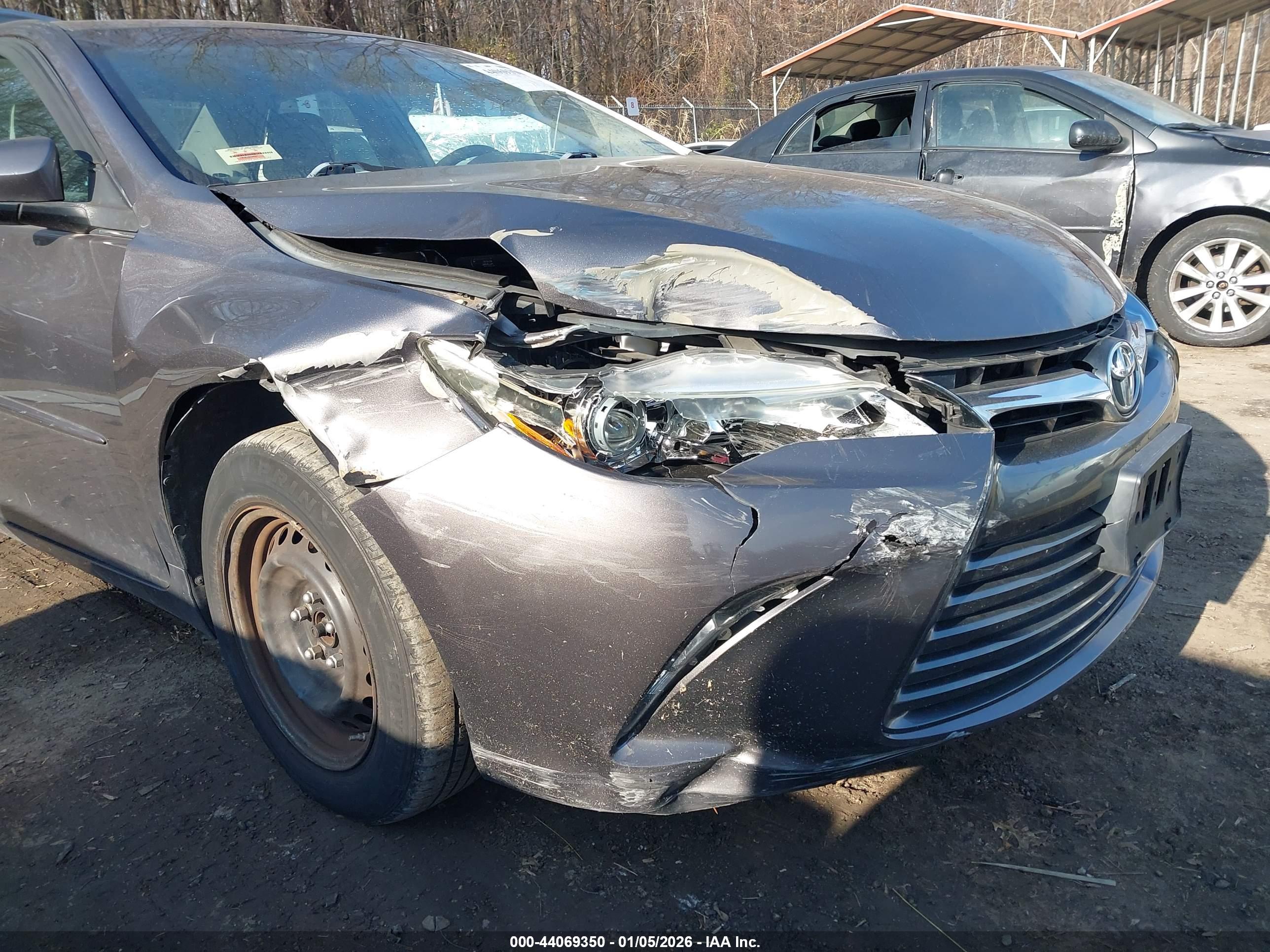 TOYOTA CAMRY image 6