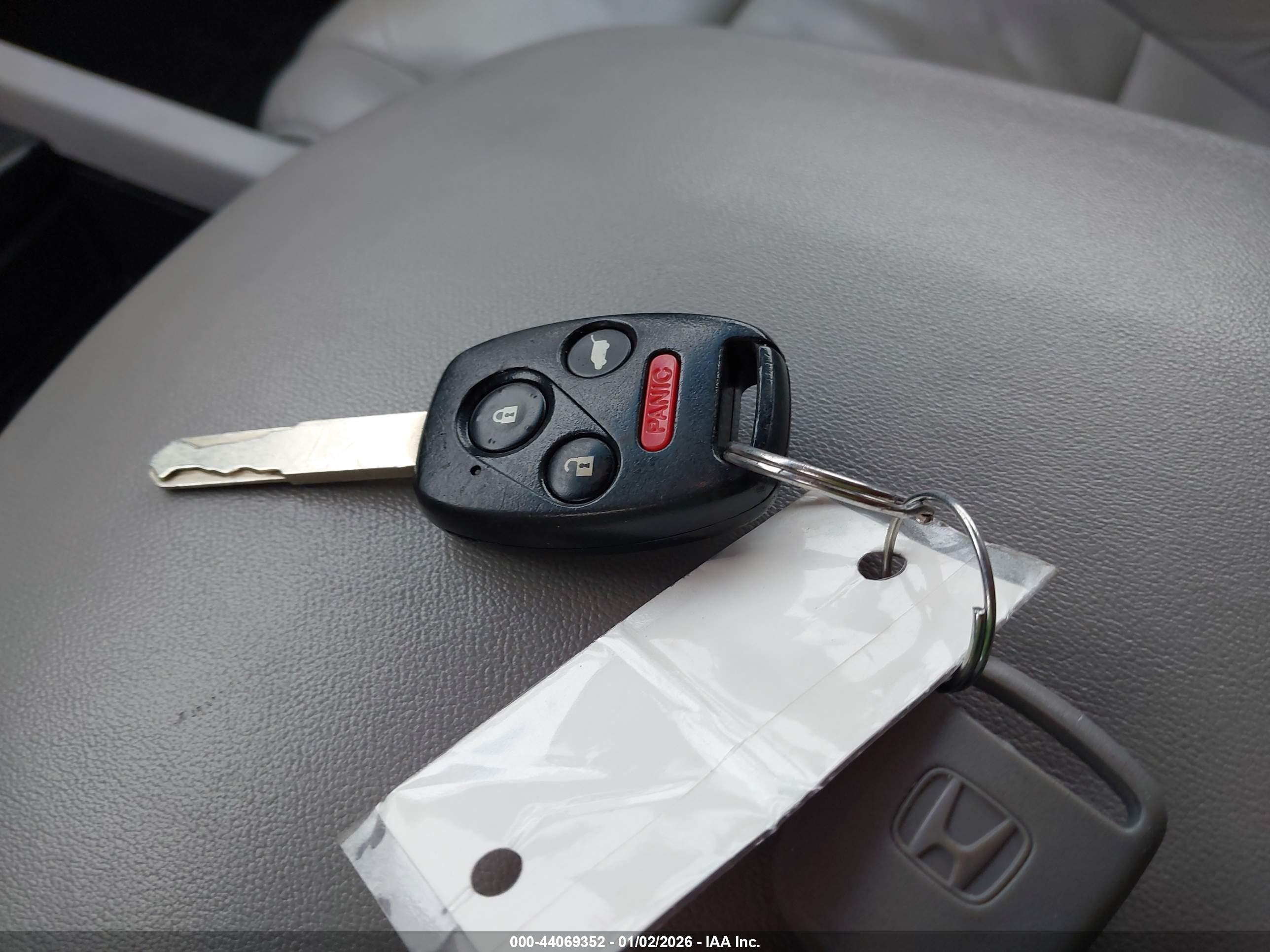 HONDA PILOT image 11