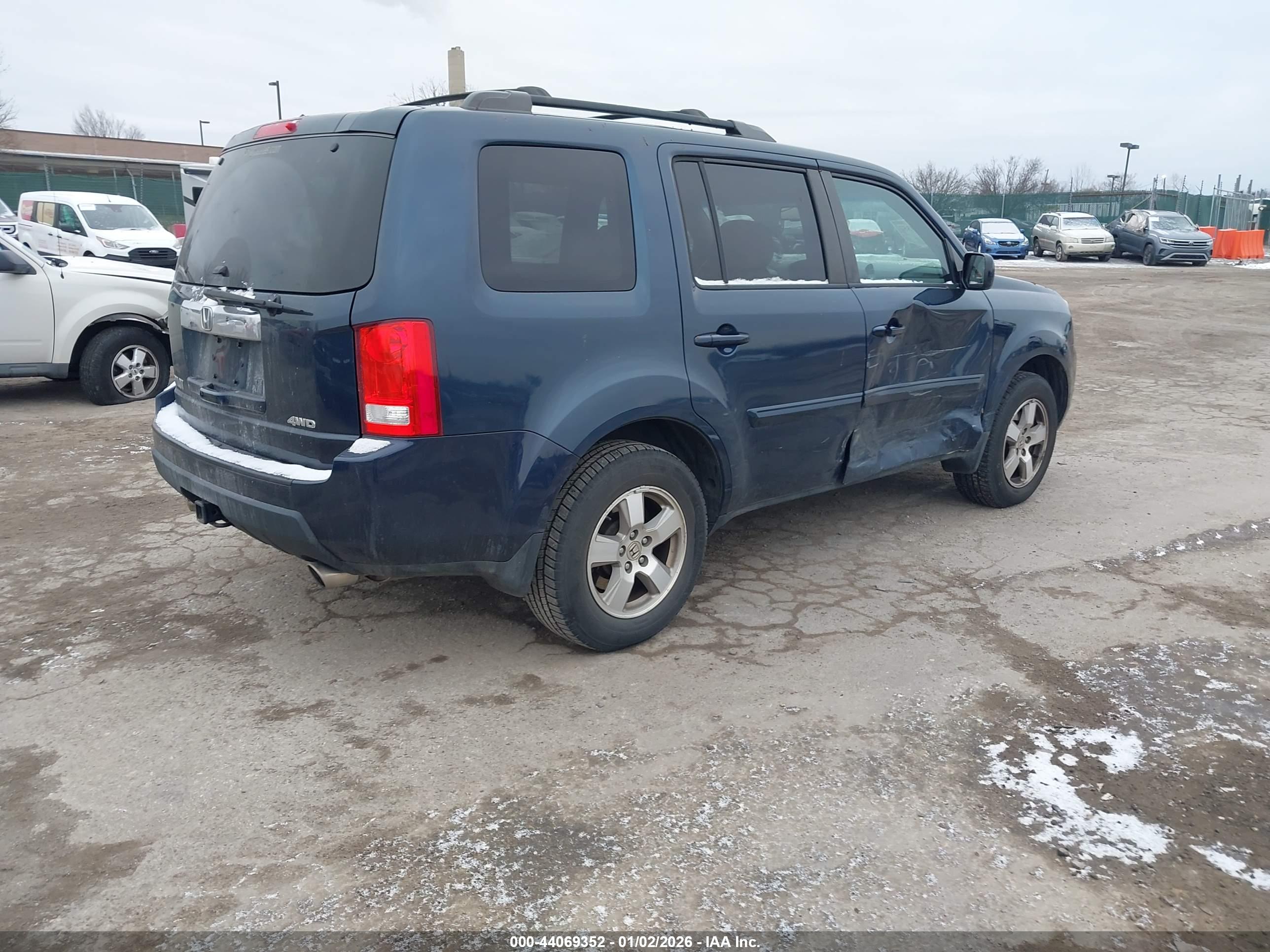 HONDA PILOT image 4