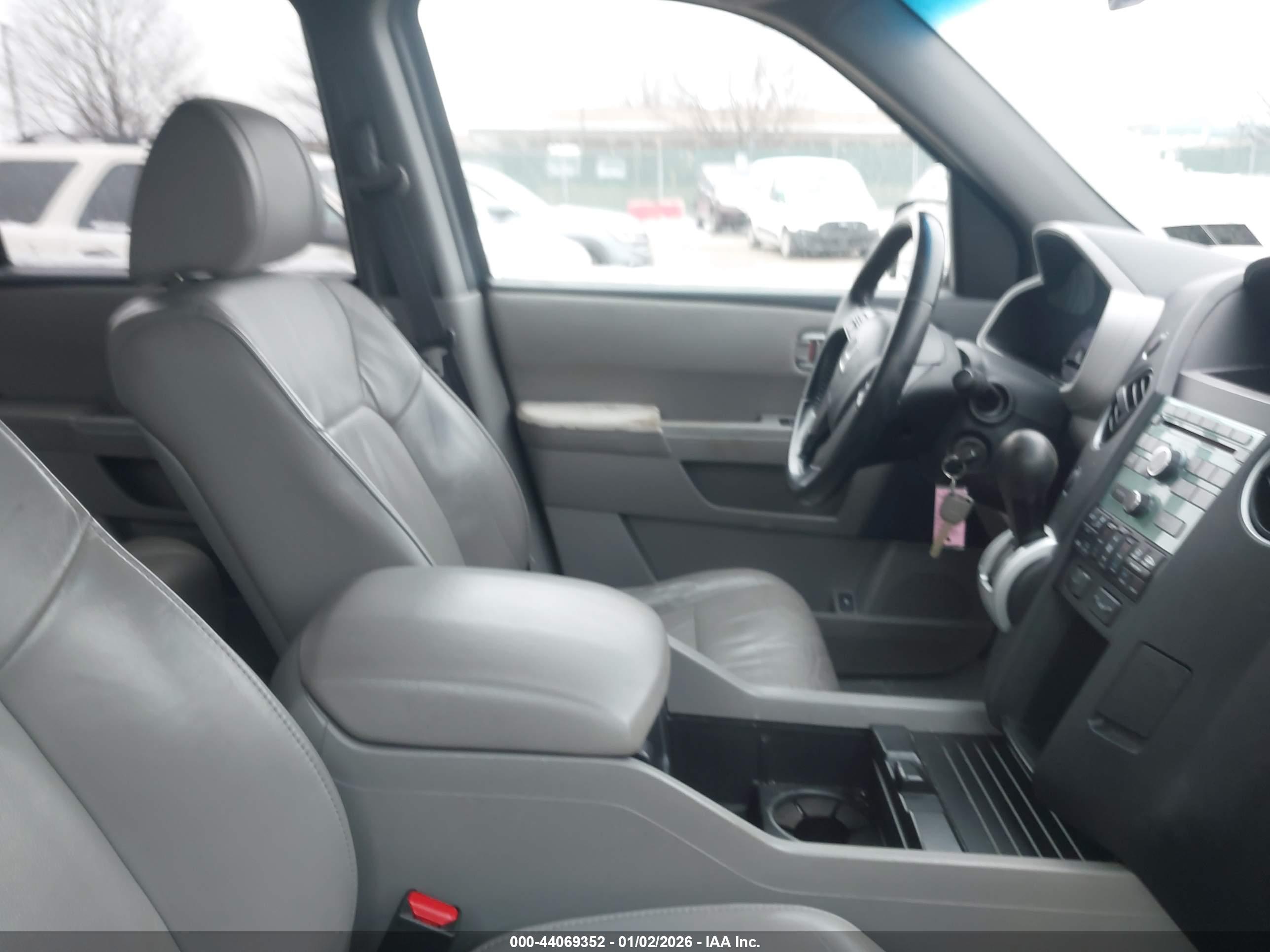 HONDA PILOT image 5