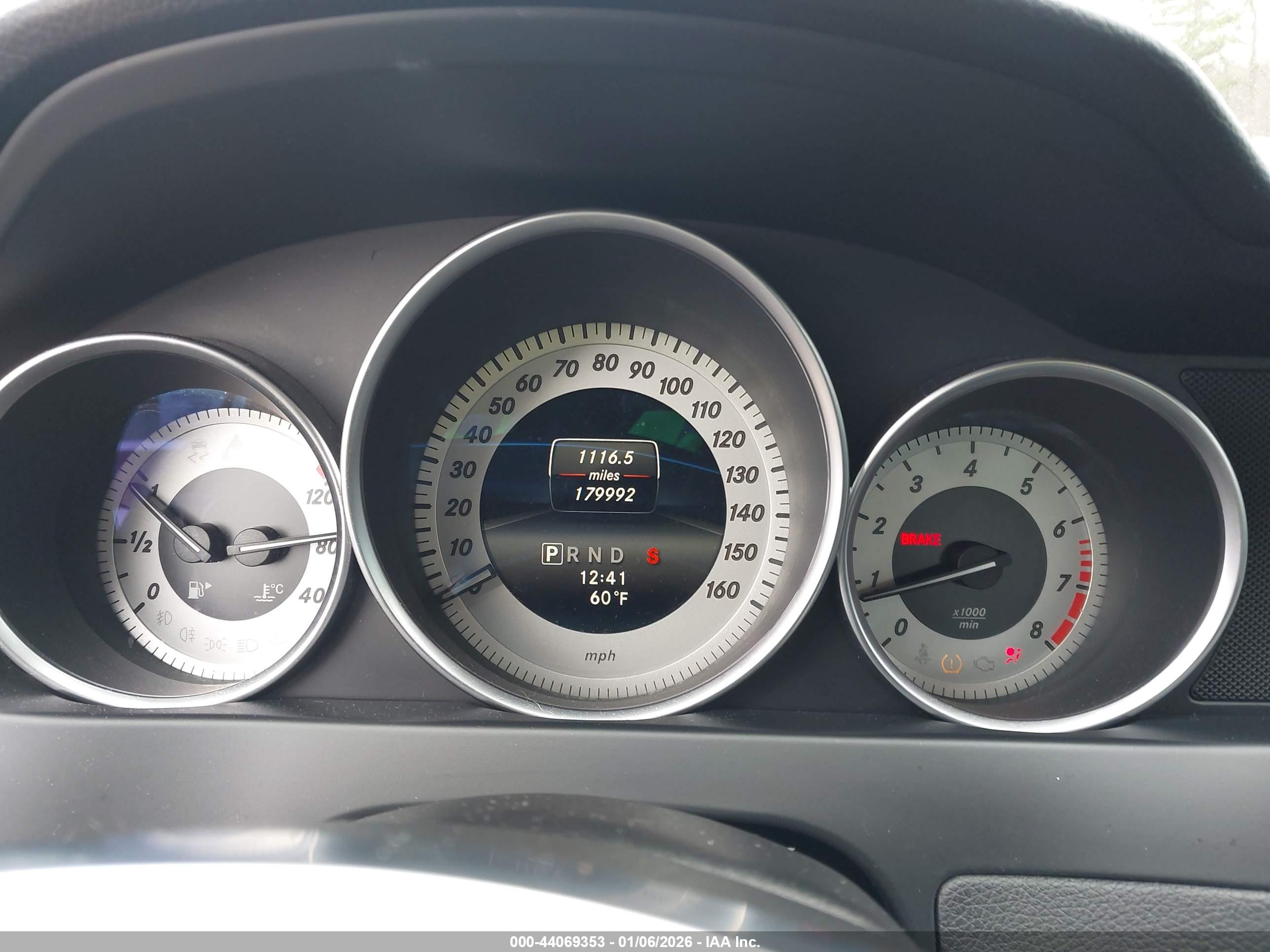 MERCEDES-BENZ C-CLASS image 7