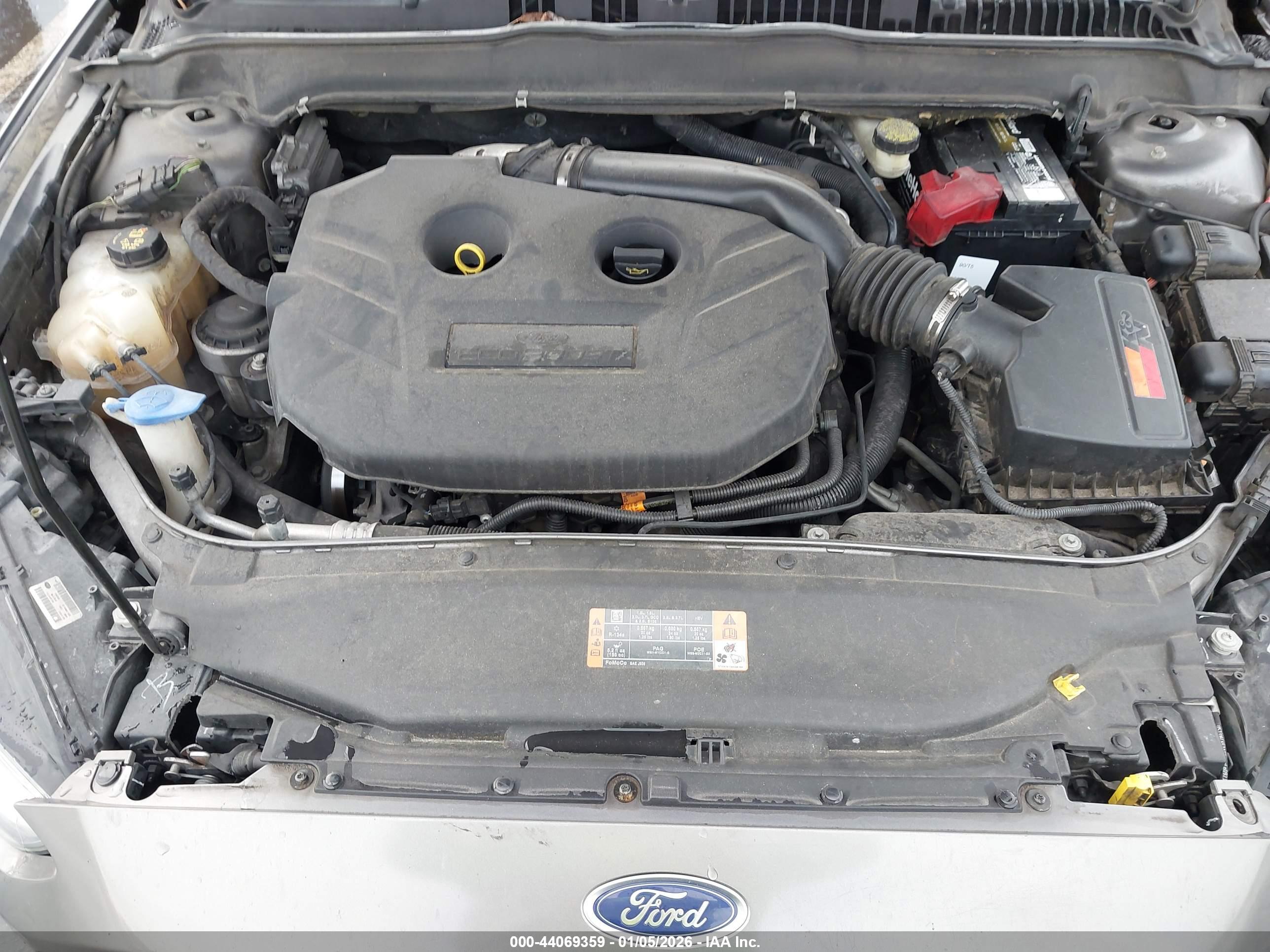 FORD FUSION image 10