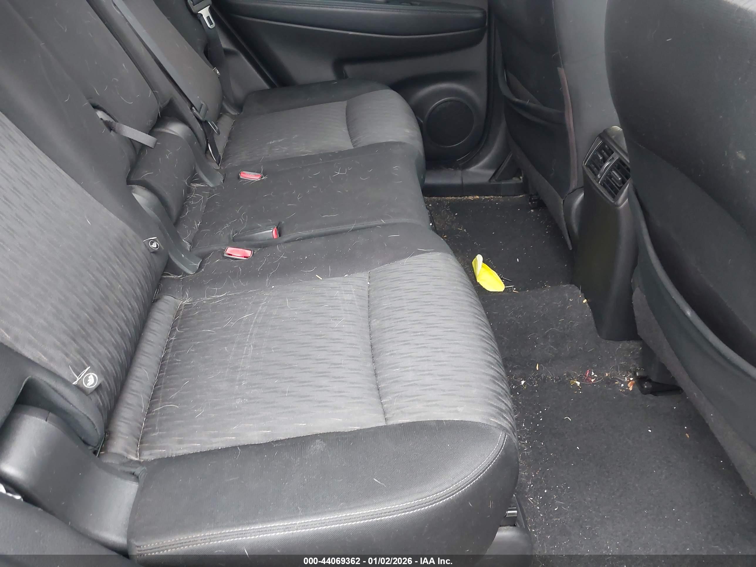 NISSAN ROGUE image 8