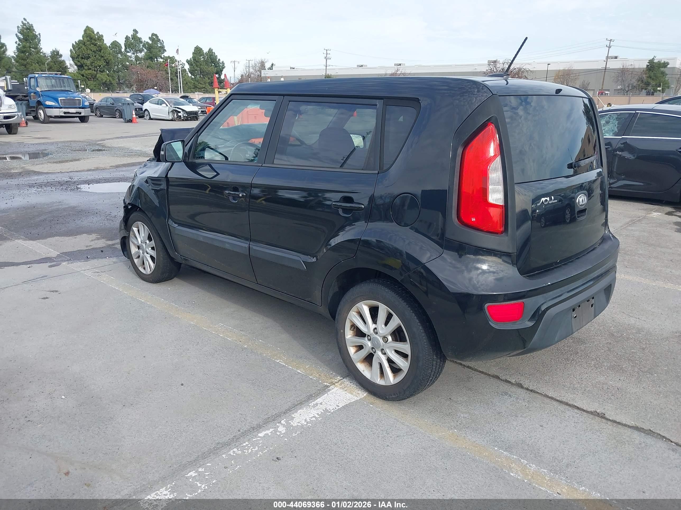 KIA SOUL image 3