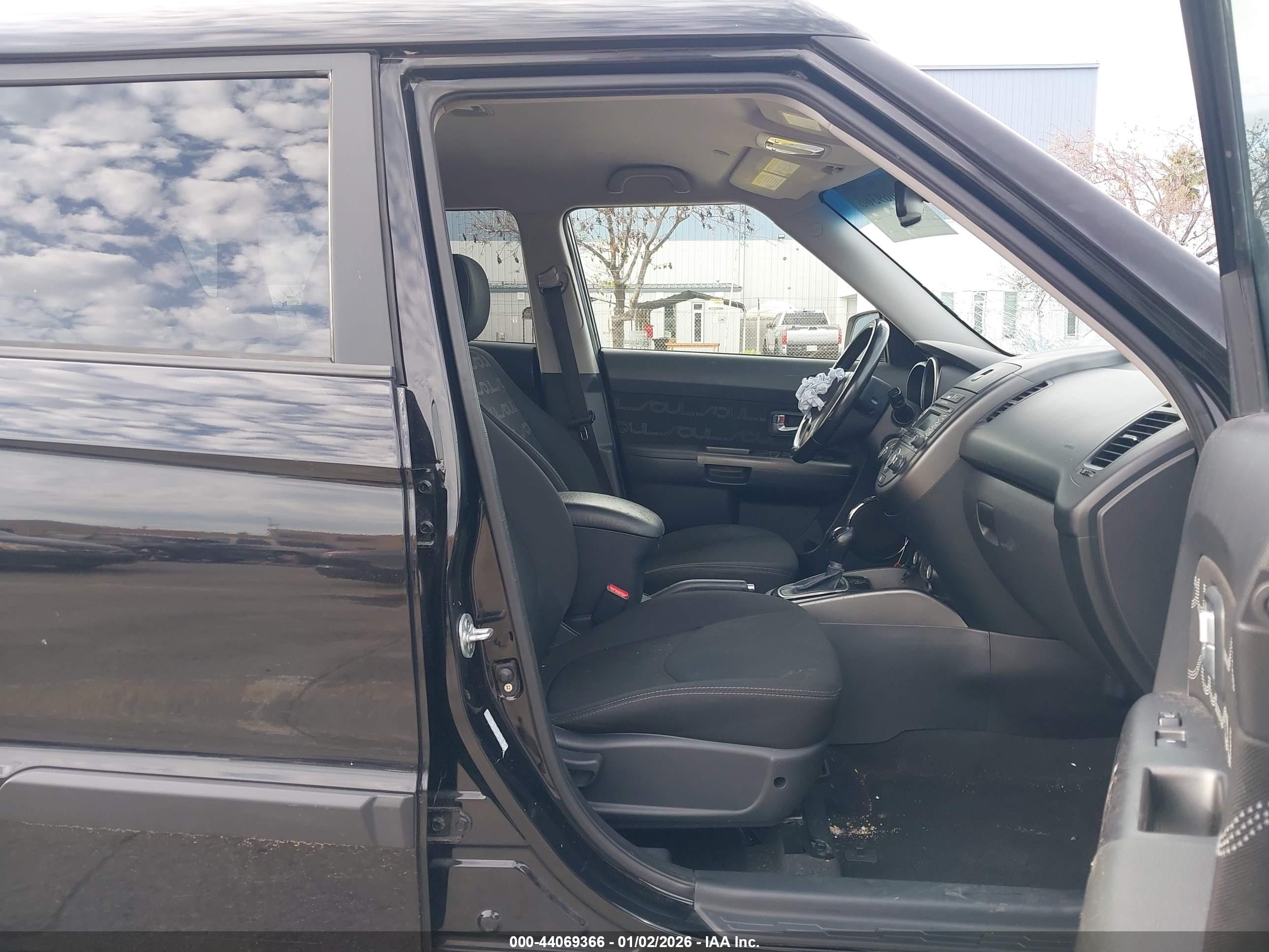 KIA SOUL image 5