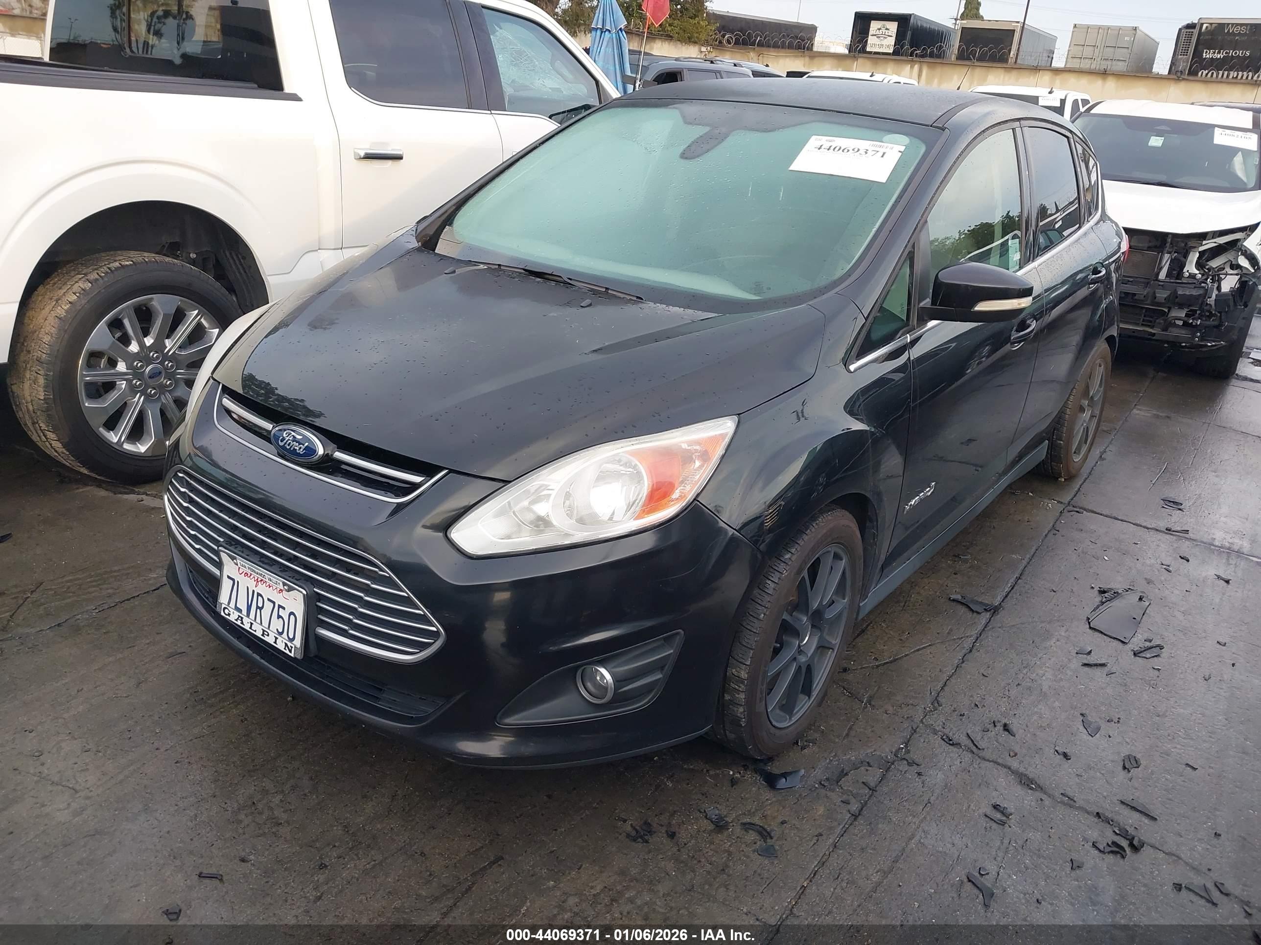FORD C-MAX image 2