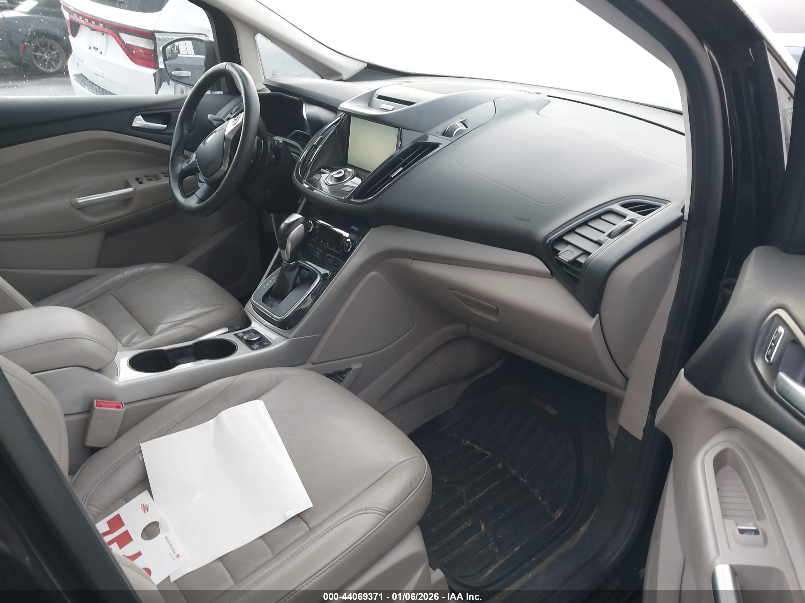 FORD C-MAX image 5