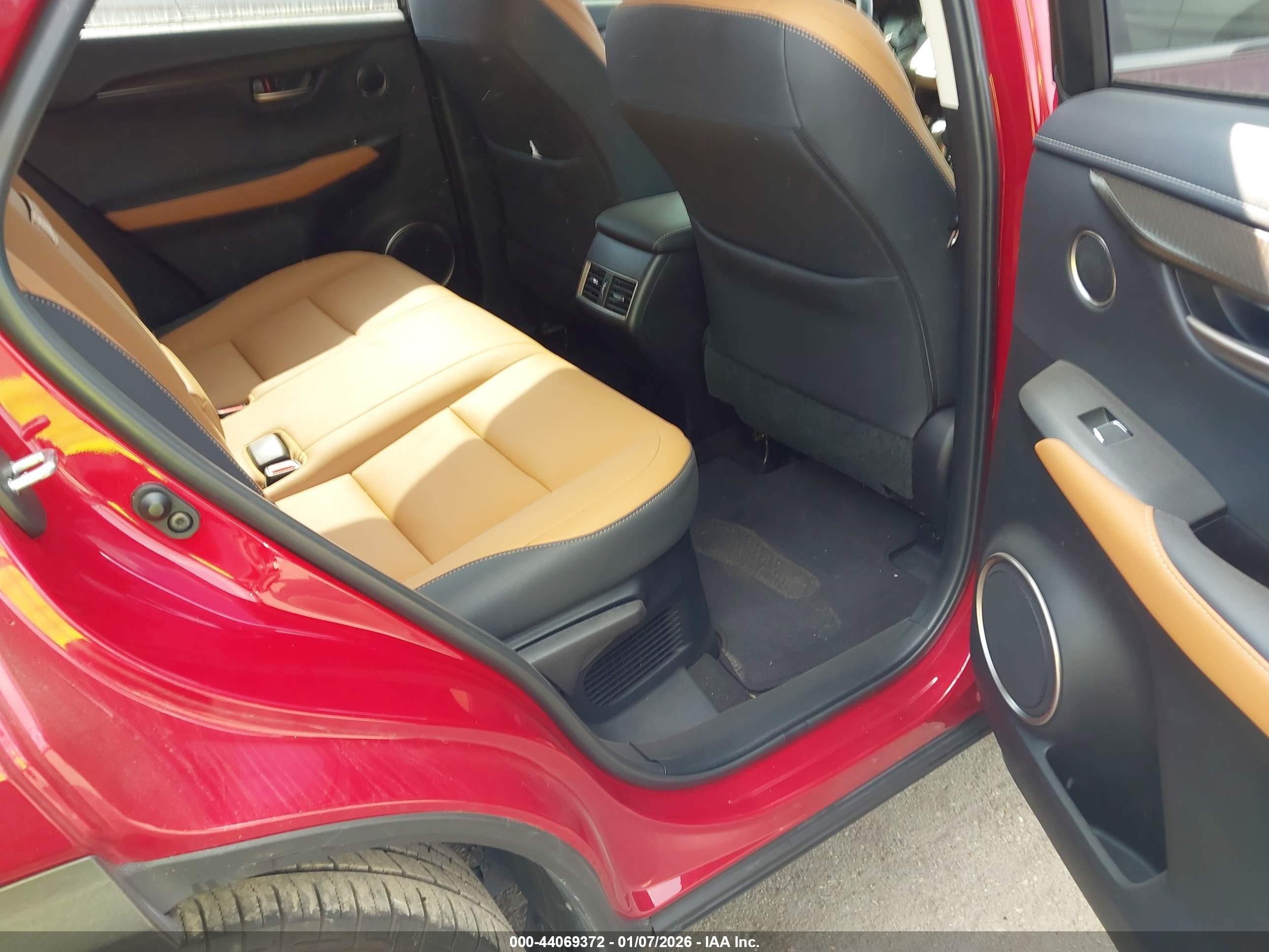 LEXUS NX image 8