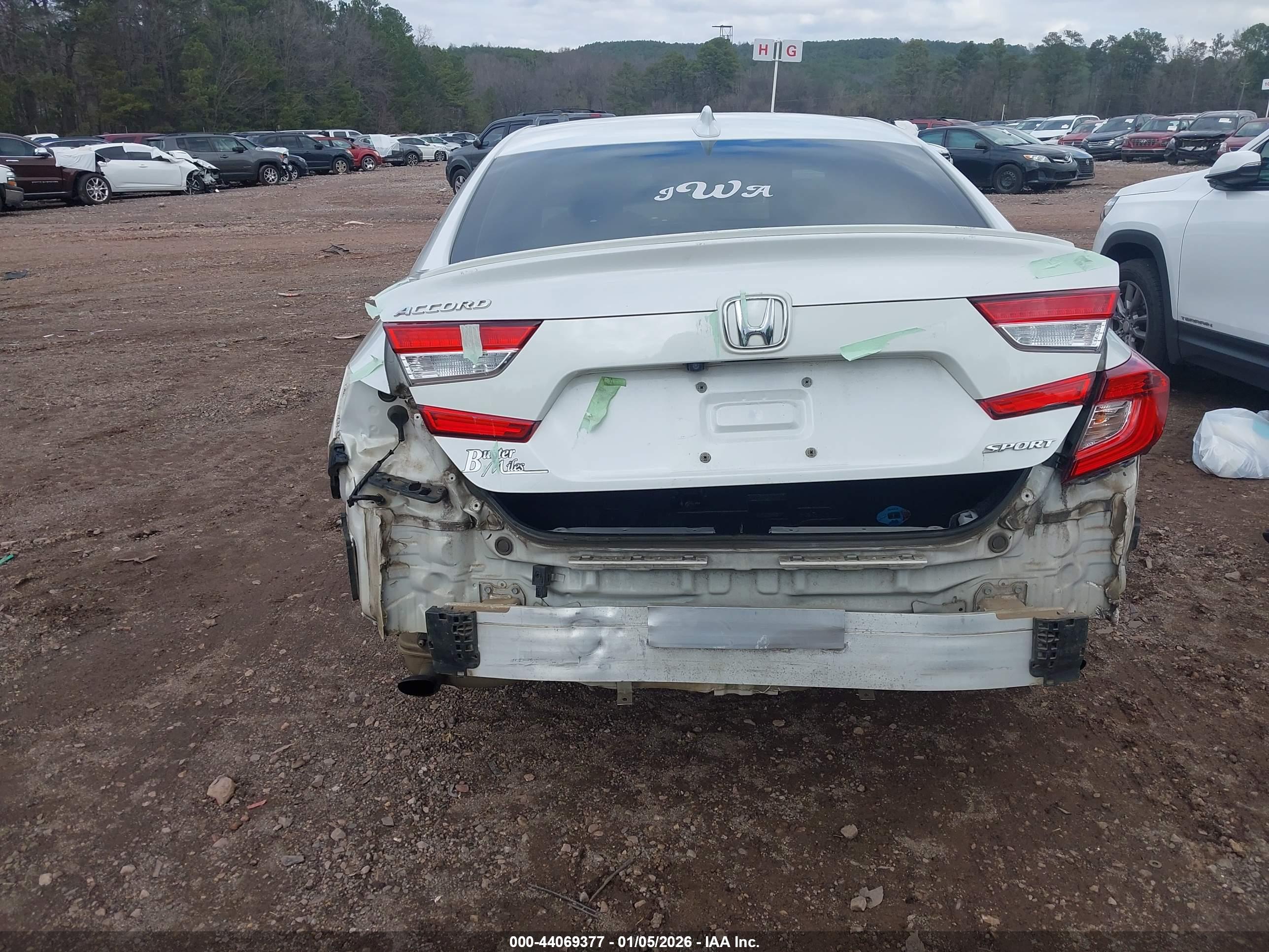 HONDA ACCORD image 6