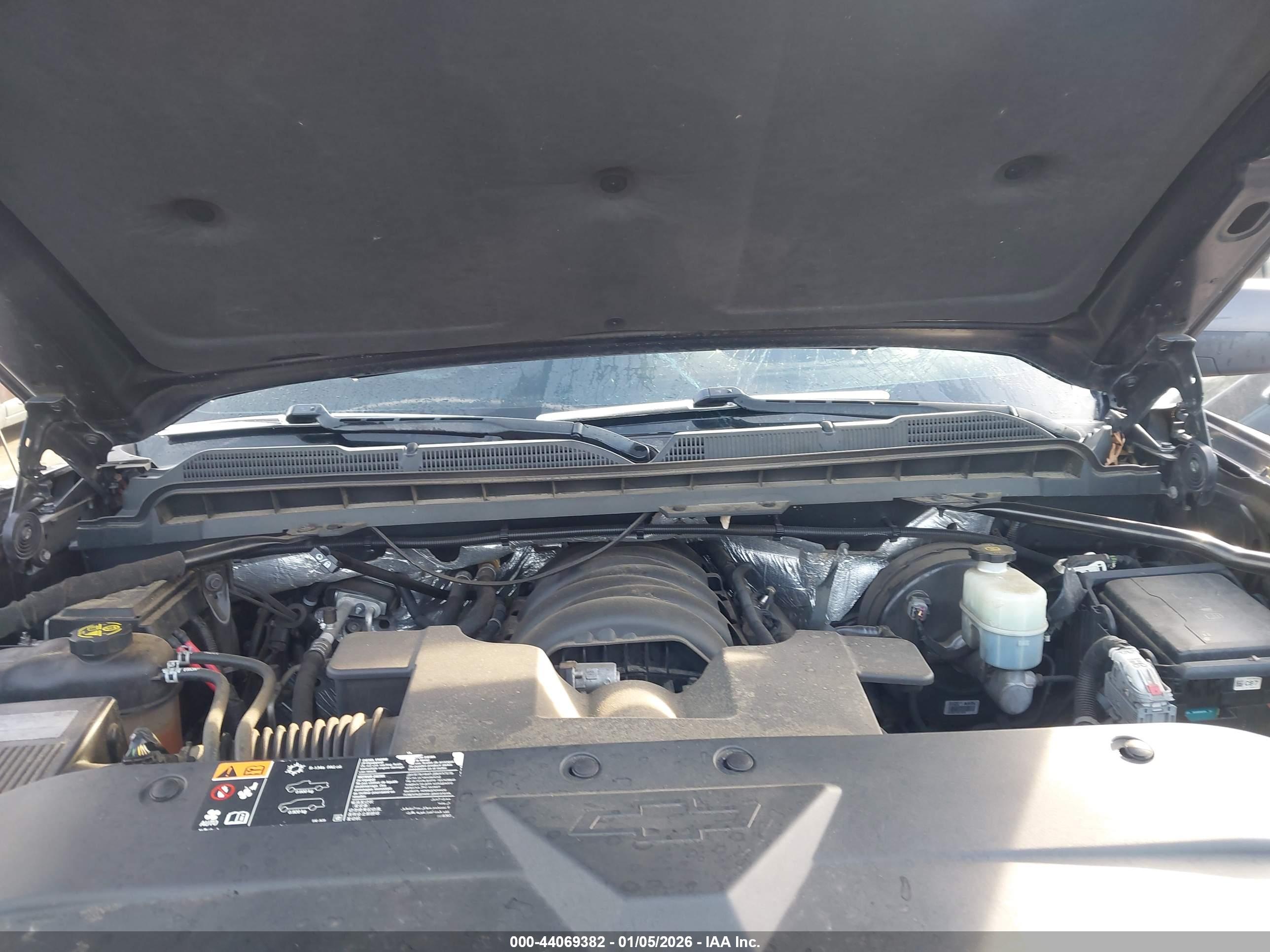 CHEVROLET SILVERADO image 10