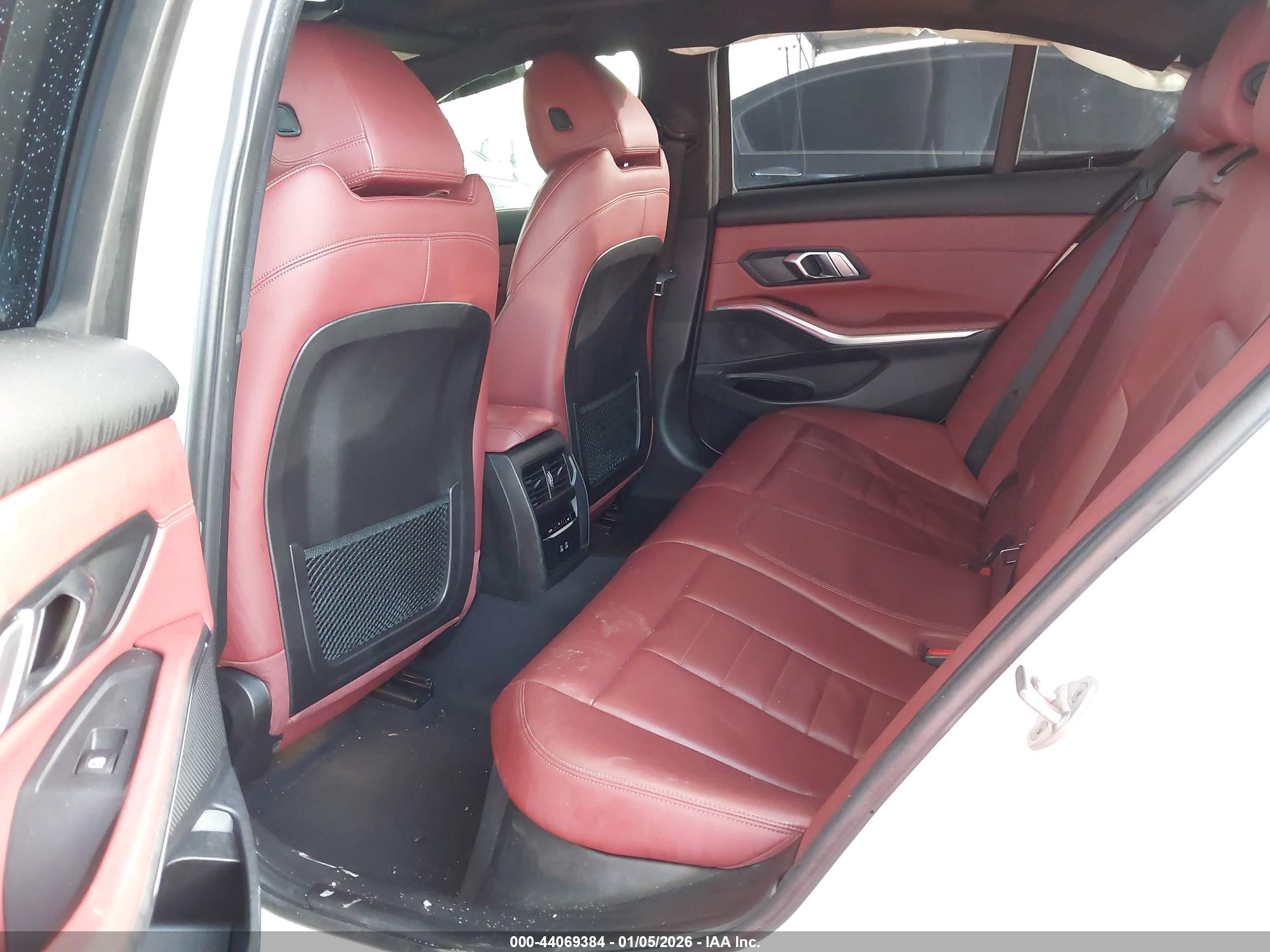 BMW 330I image 8