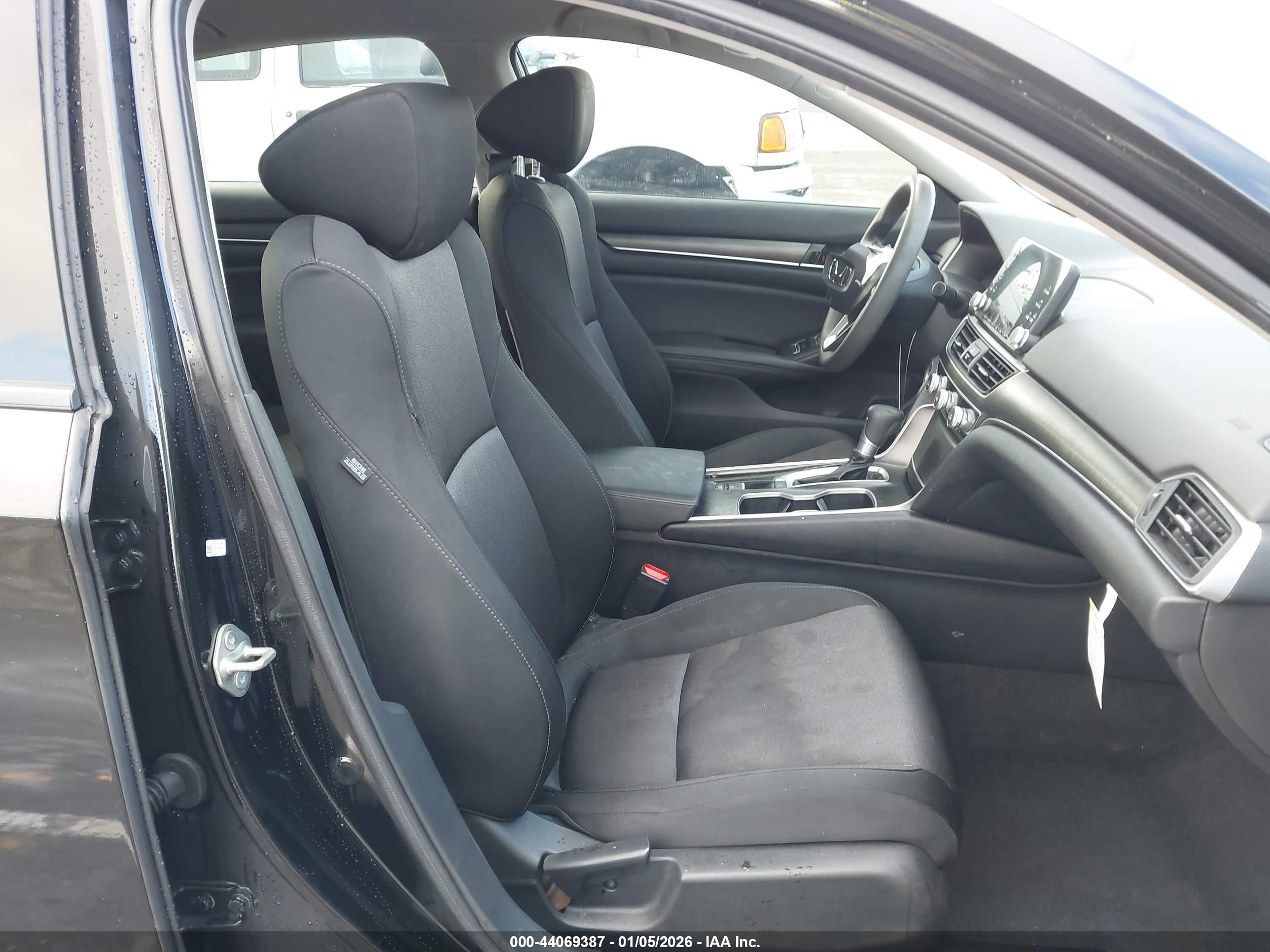 HONDA ACCORD image 5