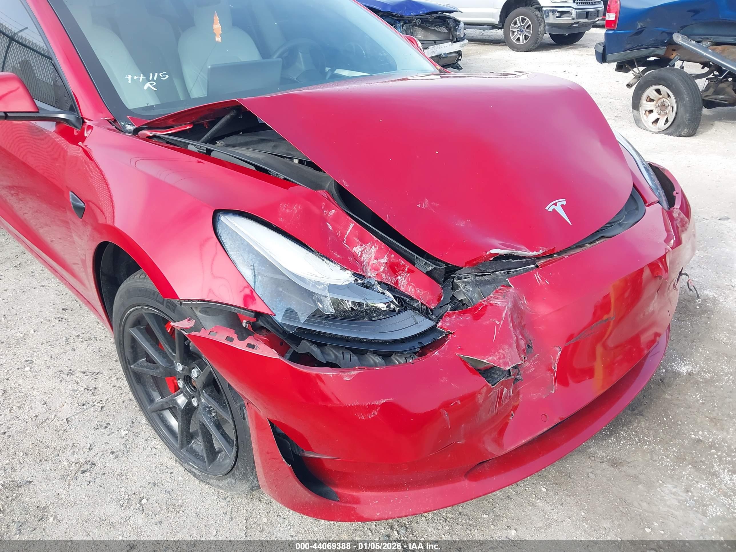 TESLA MODEL image 6